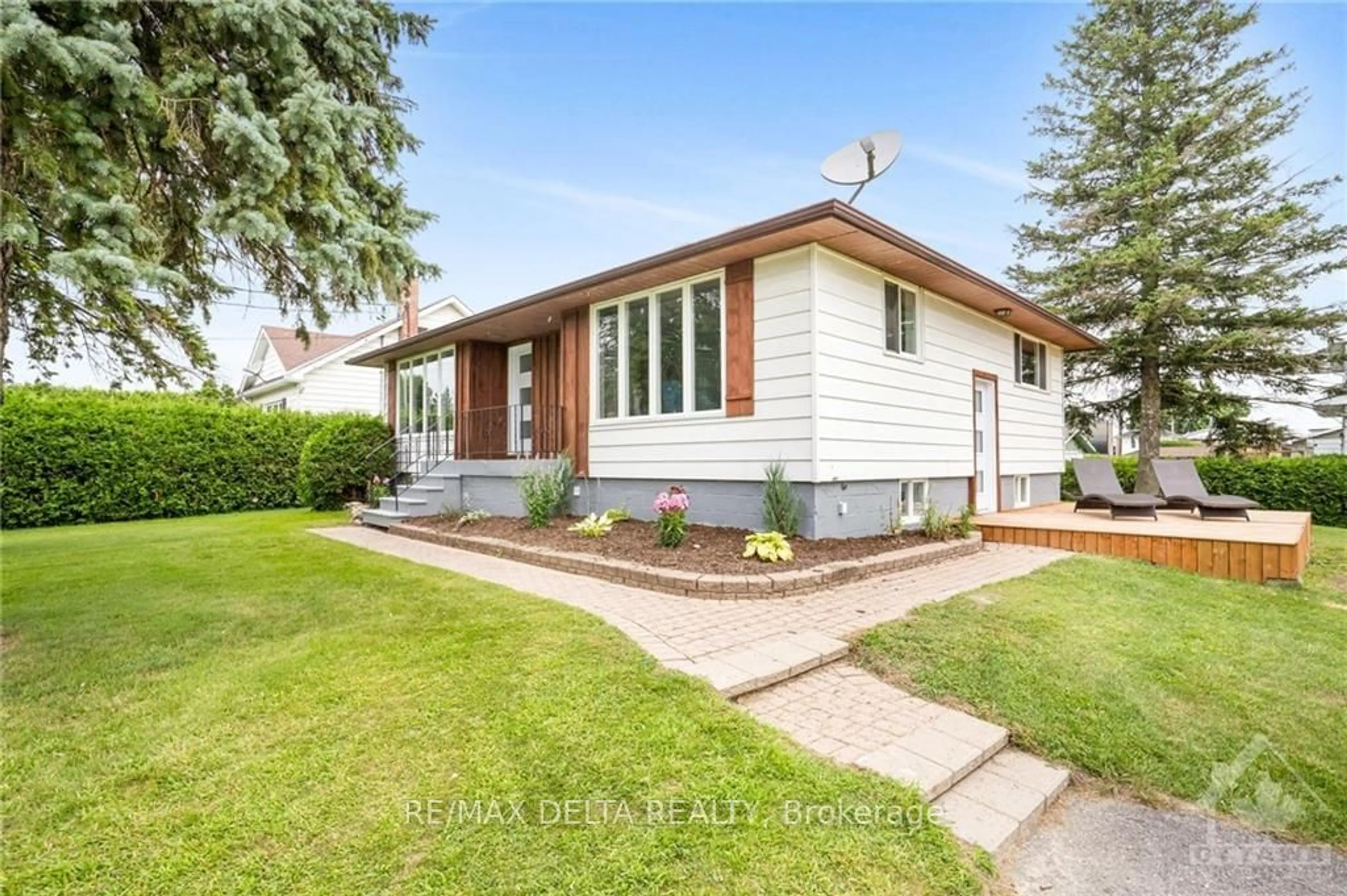 Frontside or backside of a home, cottage for 12 LAMOUREUX St, The Nation Ontario K0C 2B0