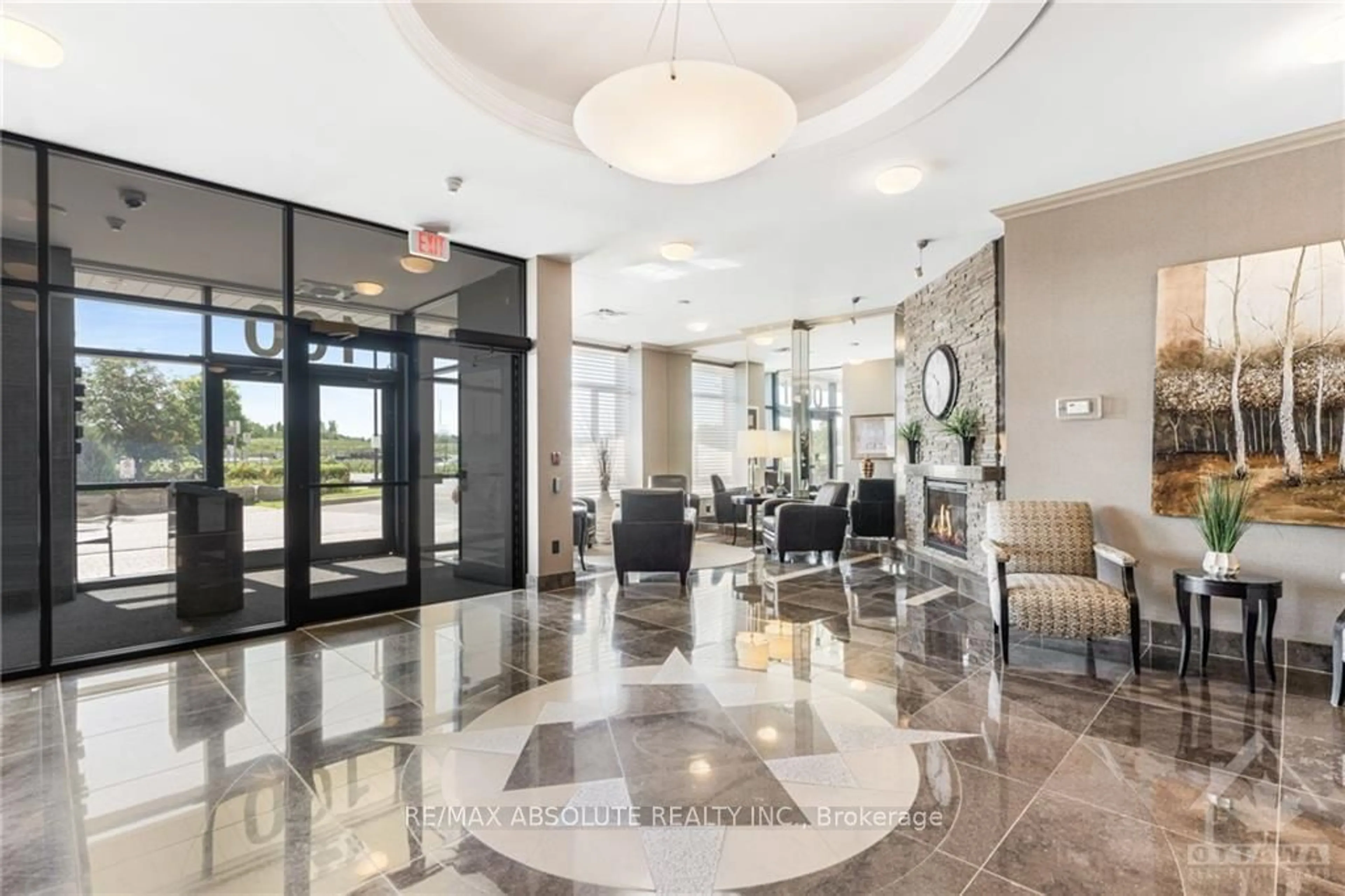 Indoor lobby, ceramic floors for 100 INLET #1505, Orleans - Cumberland and Area Ontario K4A 0S8