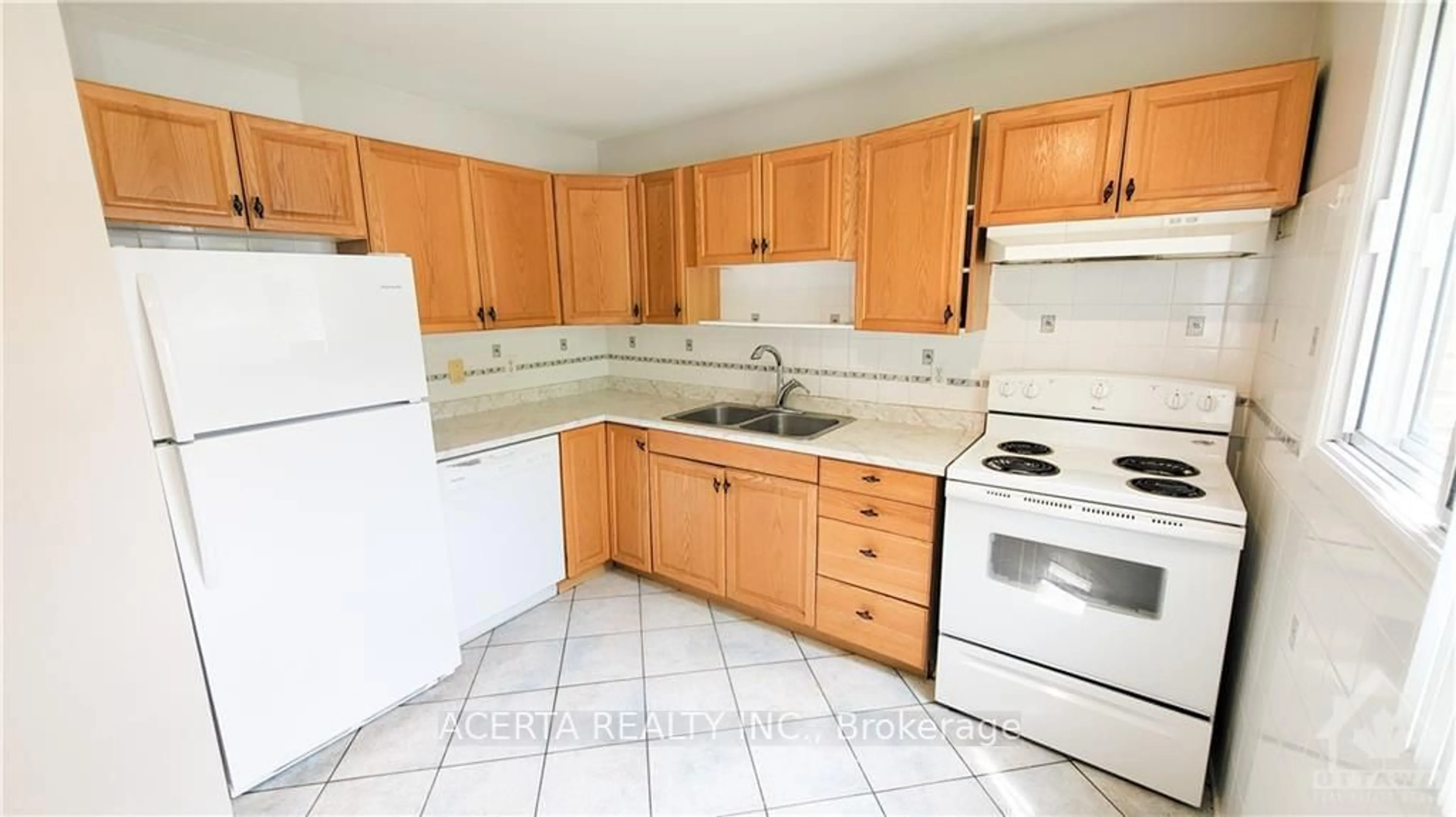 Standard kitchen, not visible floor, cottage for 249 TEAL Cres, Orleans - Cumberland and Area Ontario K1E 2C3