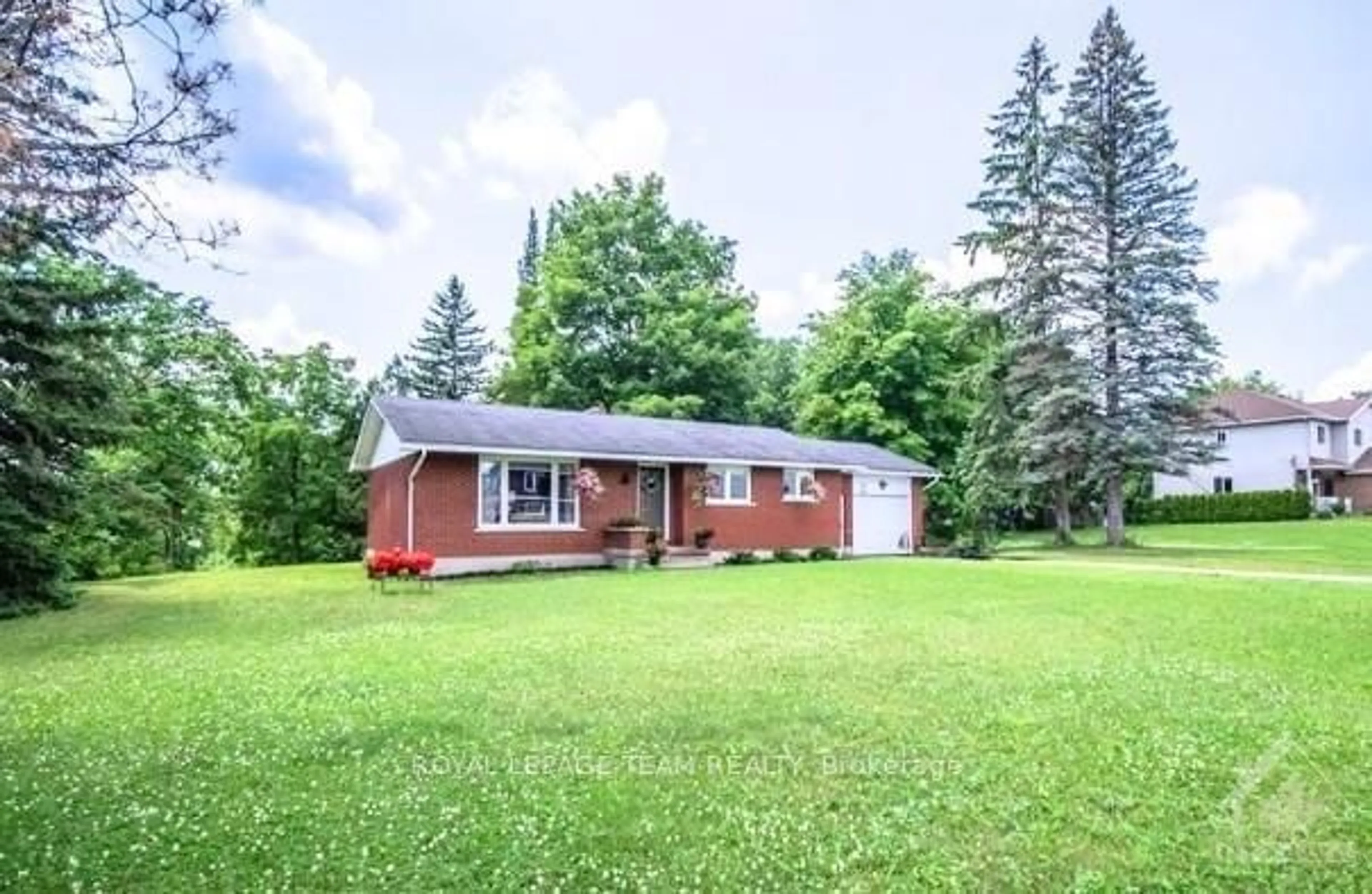 Frontside or backside of a home, cottage for 3785 CARP Rd, Carp - Huntley Ward Ontario K0A 1L0