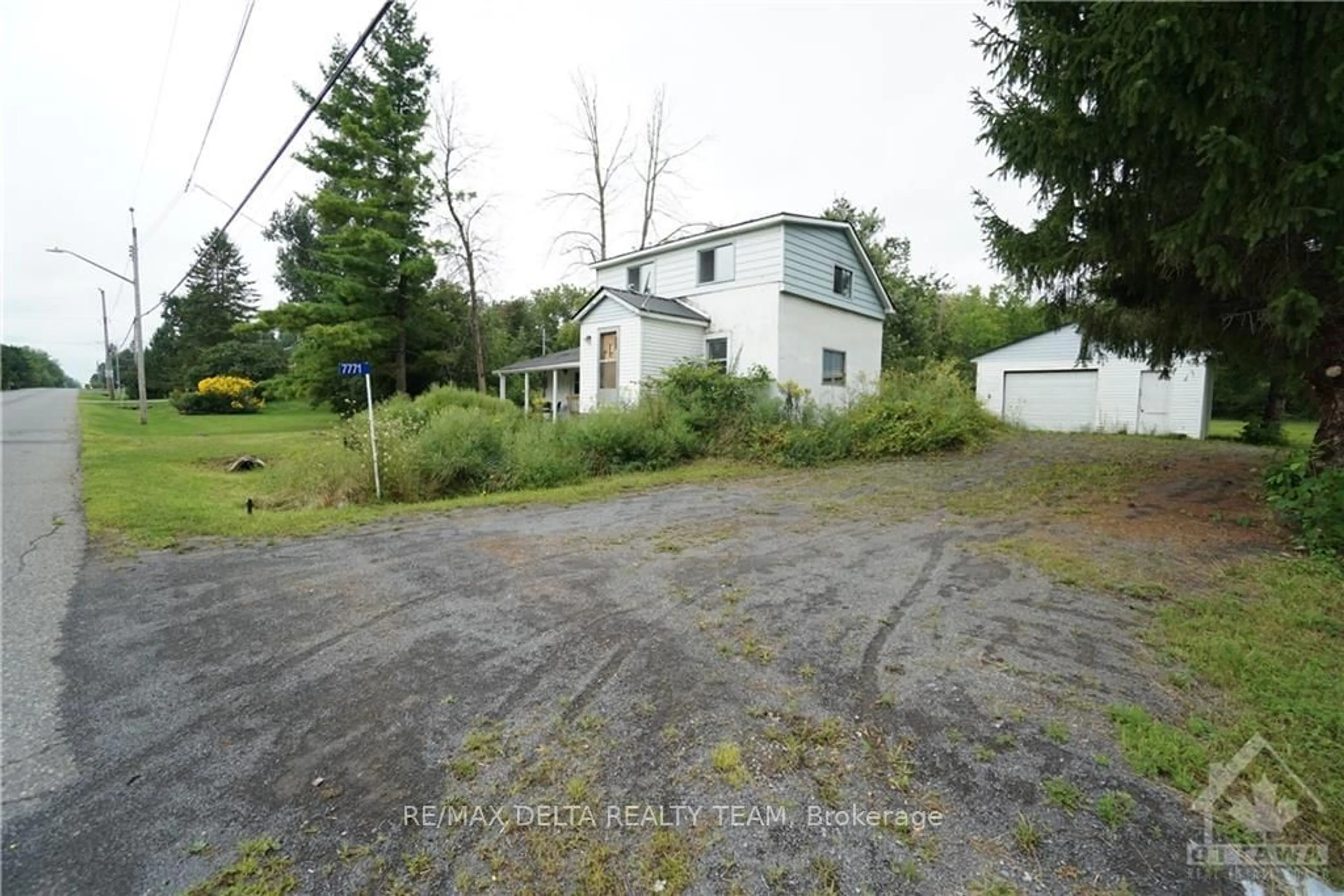 Frontside or backside of a home, cottage for 7771 LAWRENCE St, Greely - Metcalfe - Osgoode - Vernon and Area Ontario K0A 3J0