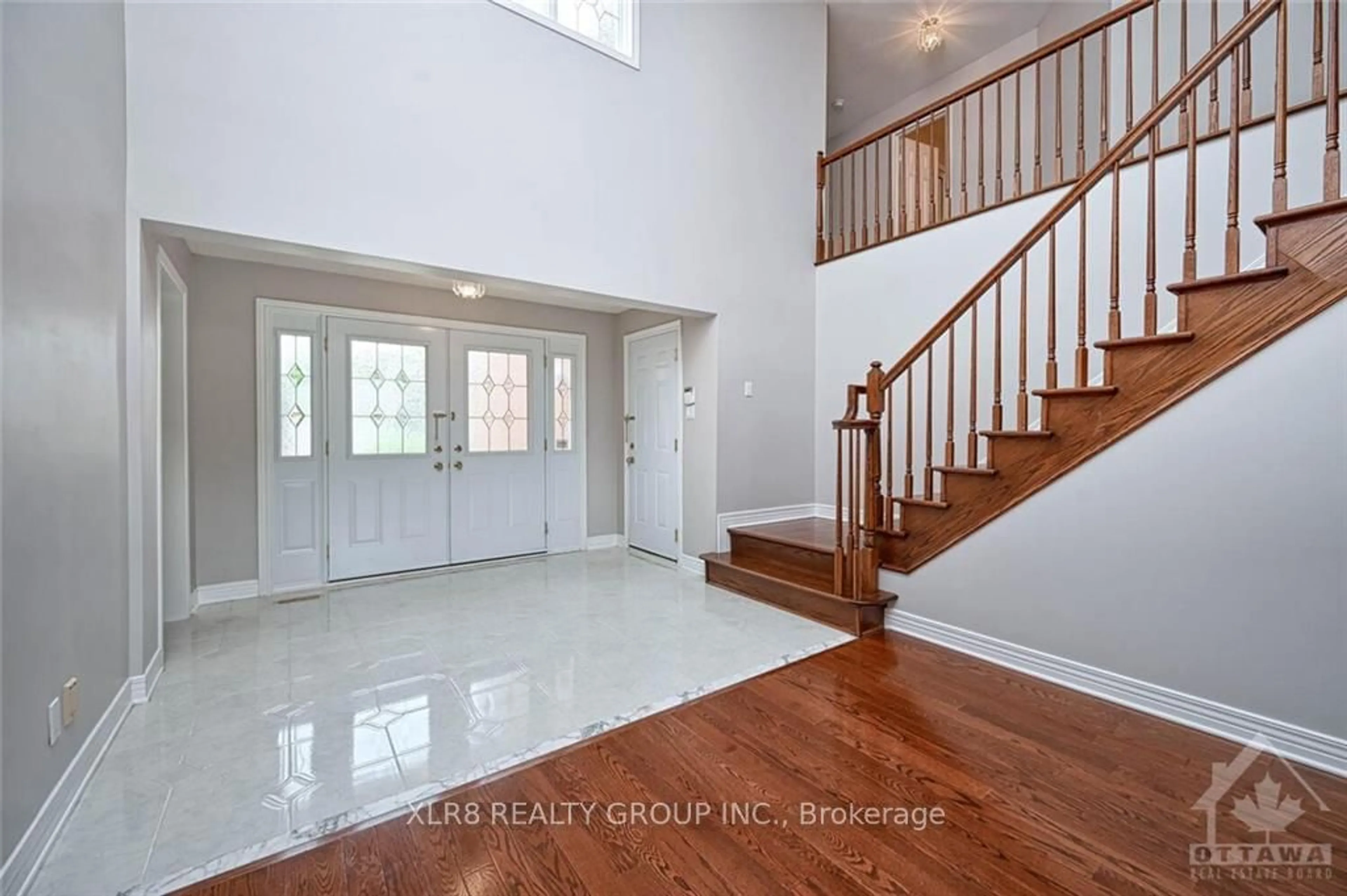 Indoor entryway, wood floors for 38 KNUDSON Dr, Kanata Ontario K2K 2L6