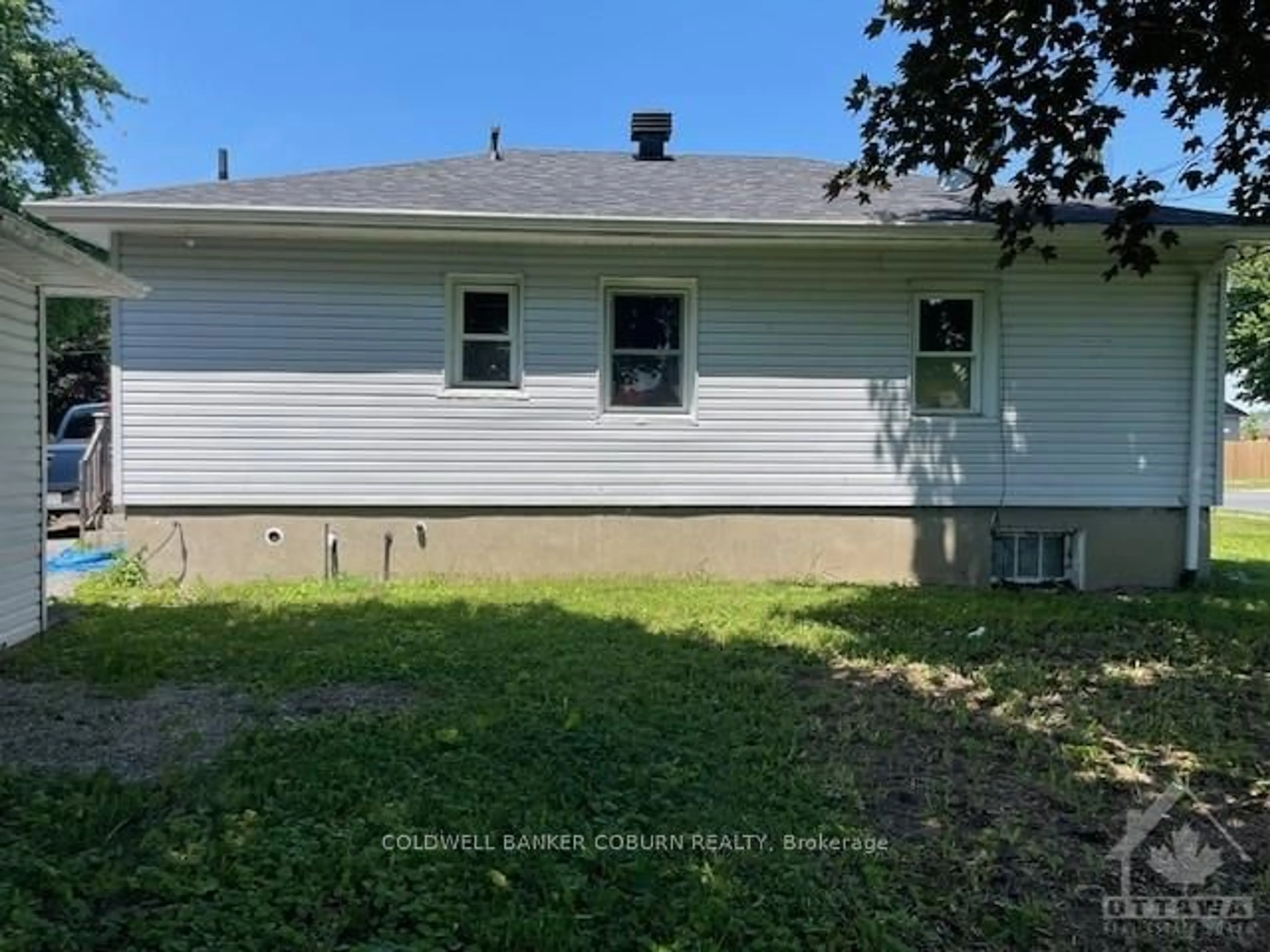 Frontside or backside of a home, the front or back of building for 41 FIFTH St, South Dundas Ontario K0C 1X0