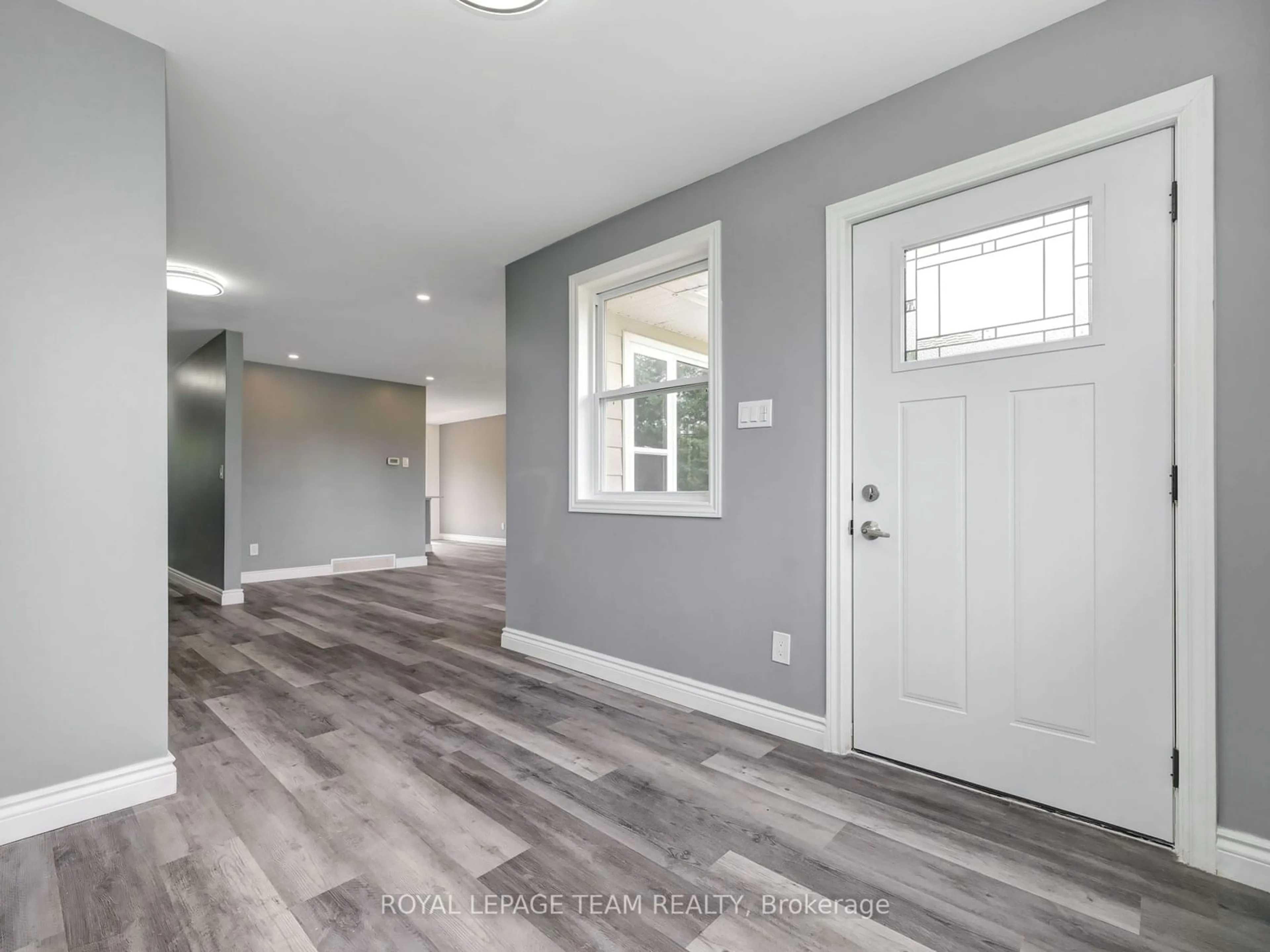 Indoor entryway, wood floors for 5702 FIRST LINE Rd, Manotick - Kars - Rideau Twp and Area Ontario K0A 2E0