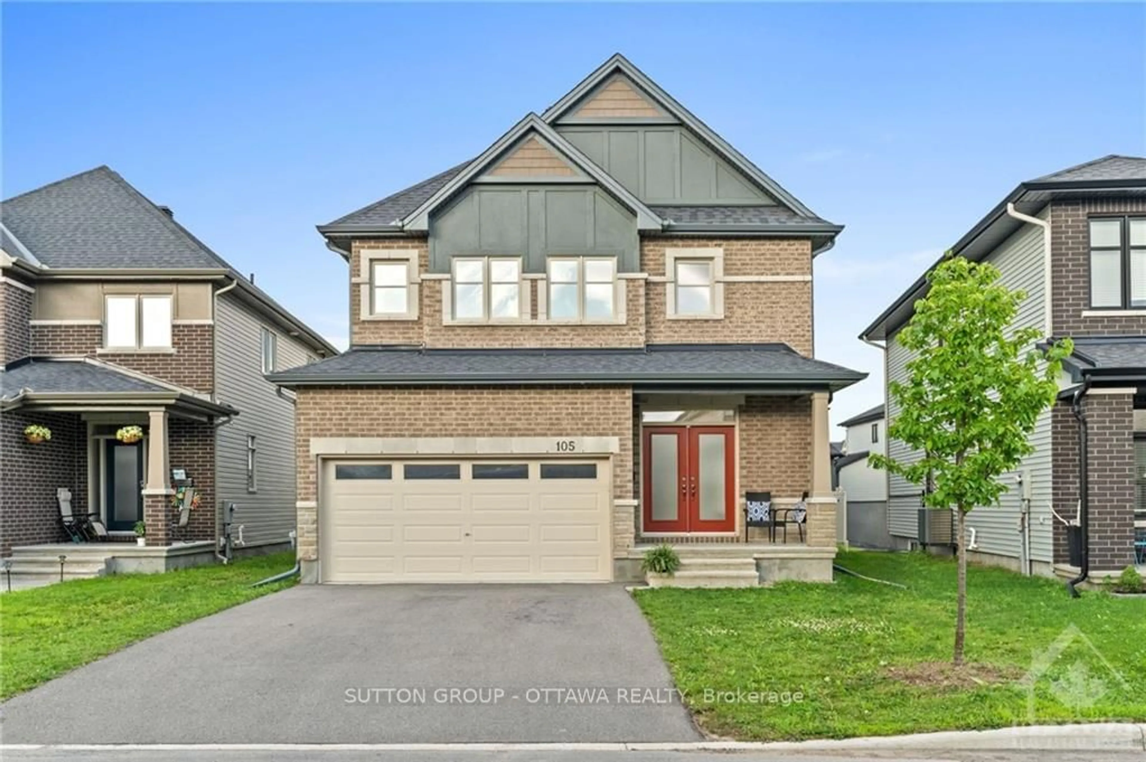 Frontside or backside of a home, the street view for 105 DAGENHAM St, Stittsville - Munster - Richmond Ontario K2S 1B6