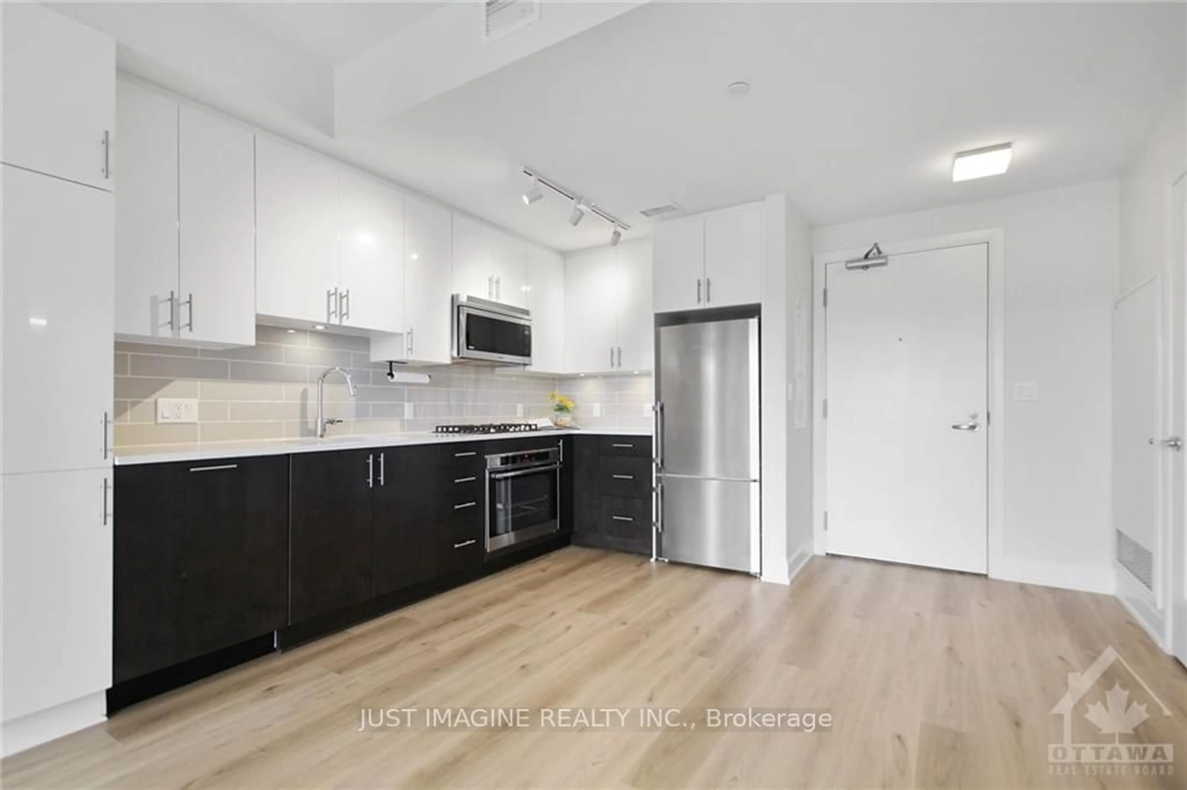 Open concept kitchen for 530 DE MAZENOD Ave #308, Glebe - Ottawa East and Area Ontario K1S 5W8