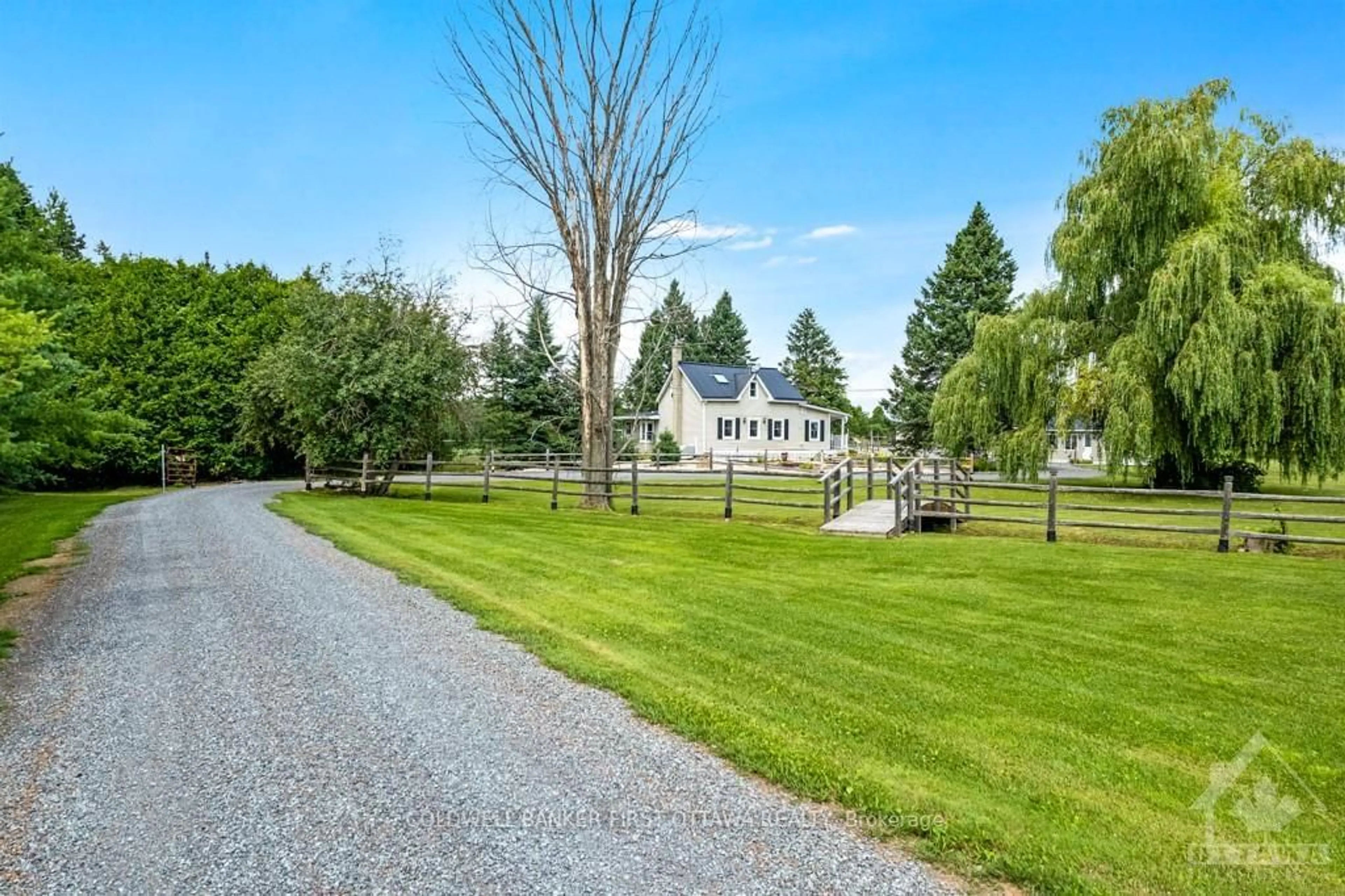 Patio, the fenced backyard for 2344 MCLACHLIN Rd, Beckwith Ontario K7A 4S7