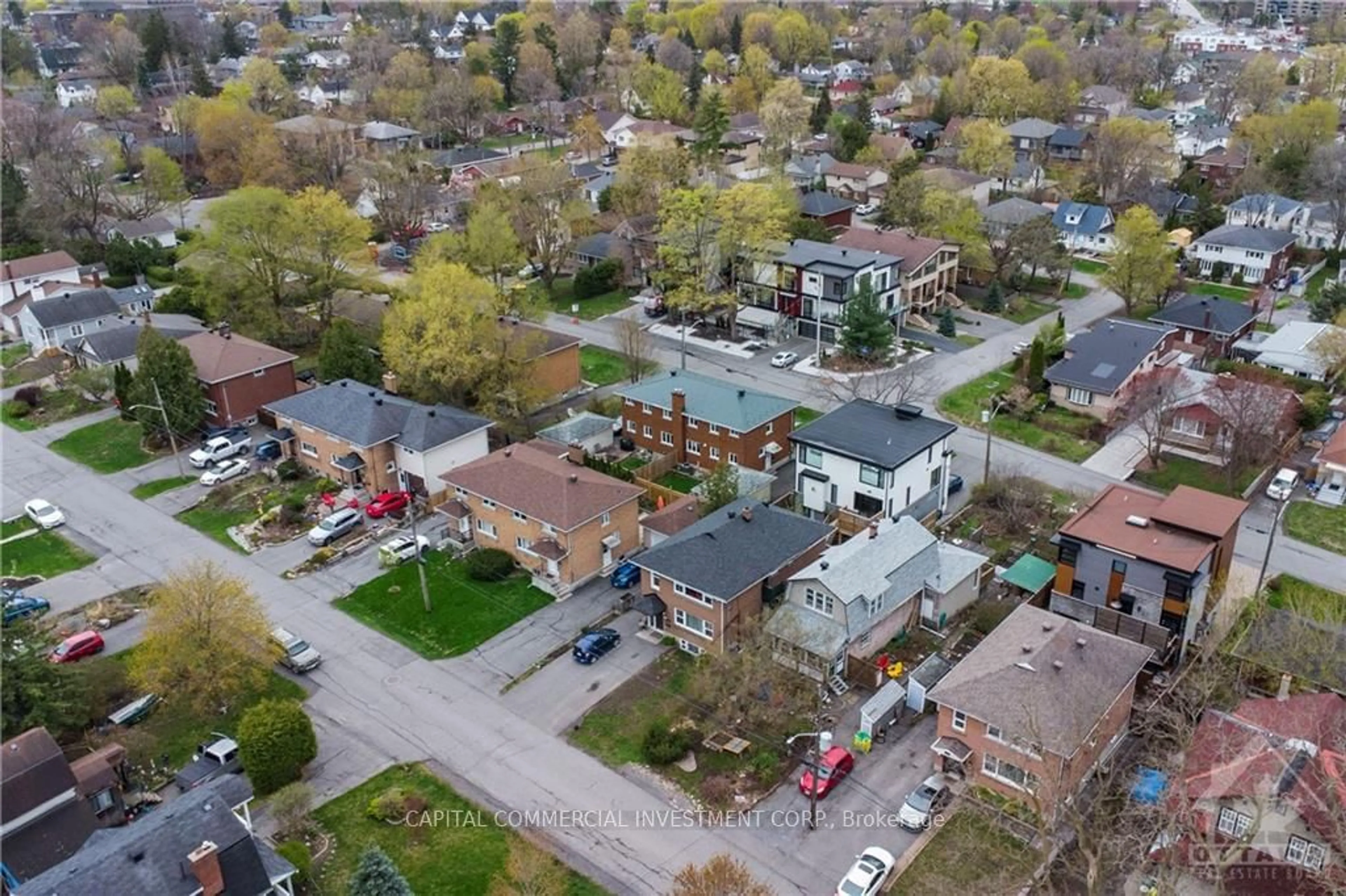 A pic from exterior of the house or condo, the street view for 220 COMPTON Ave, Woodroffe Ontario K2B 5A9