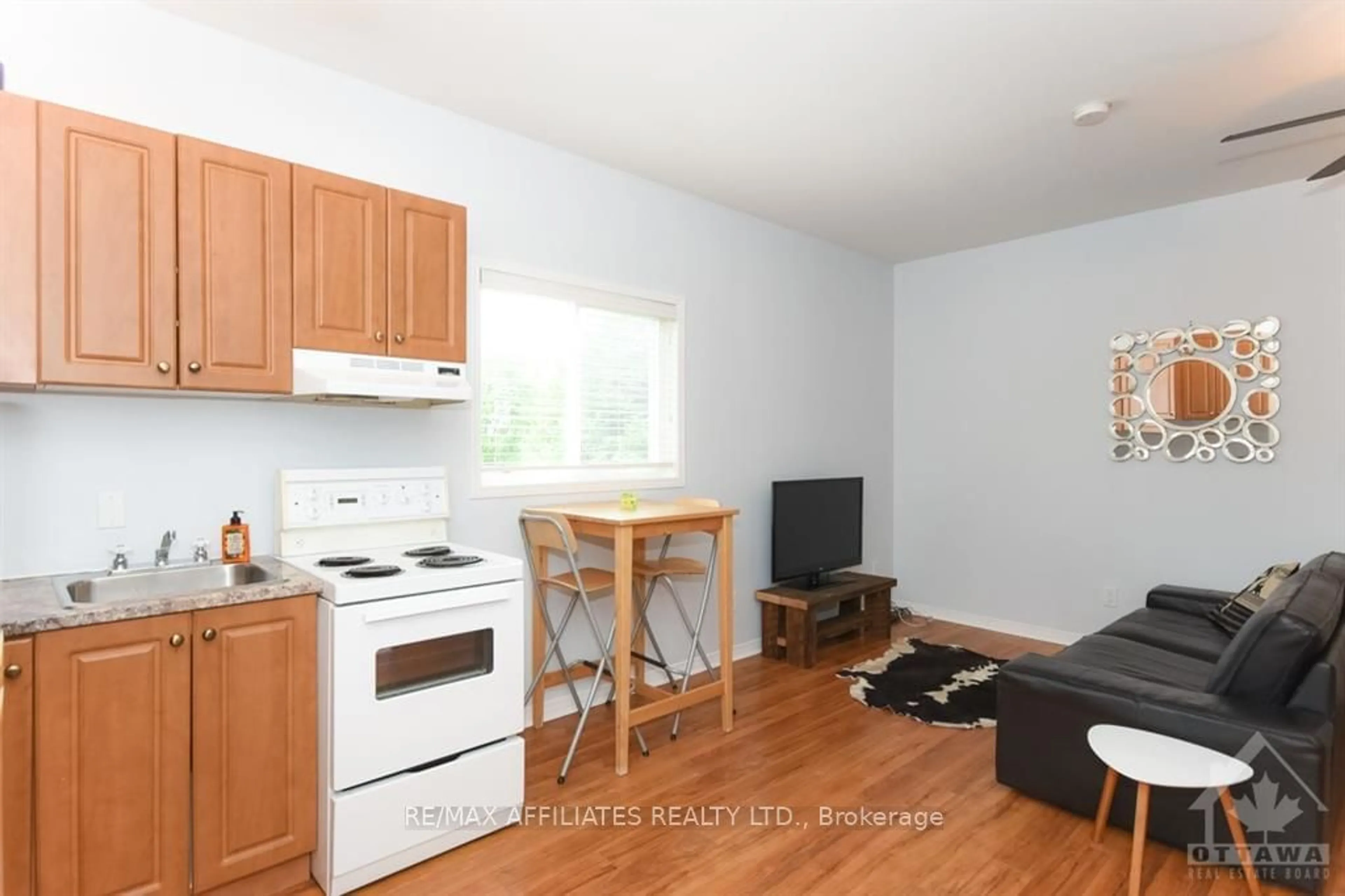 Standard kitchen, wood floors, cottage for 948 CALYPSO St, The Nation Ontario K0A 1M0