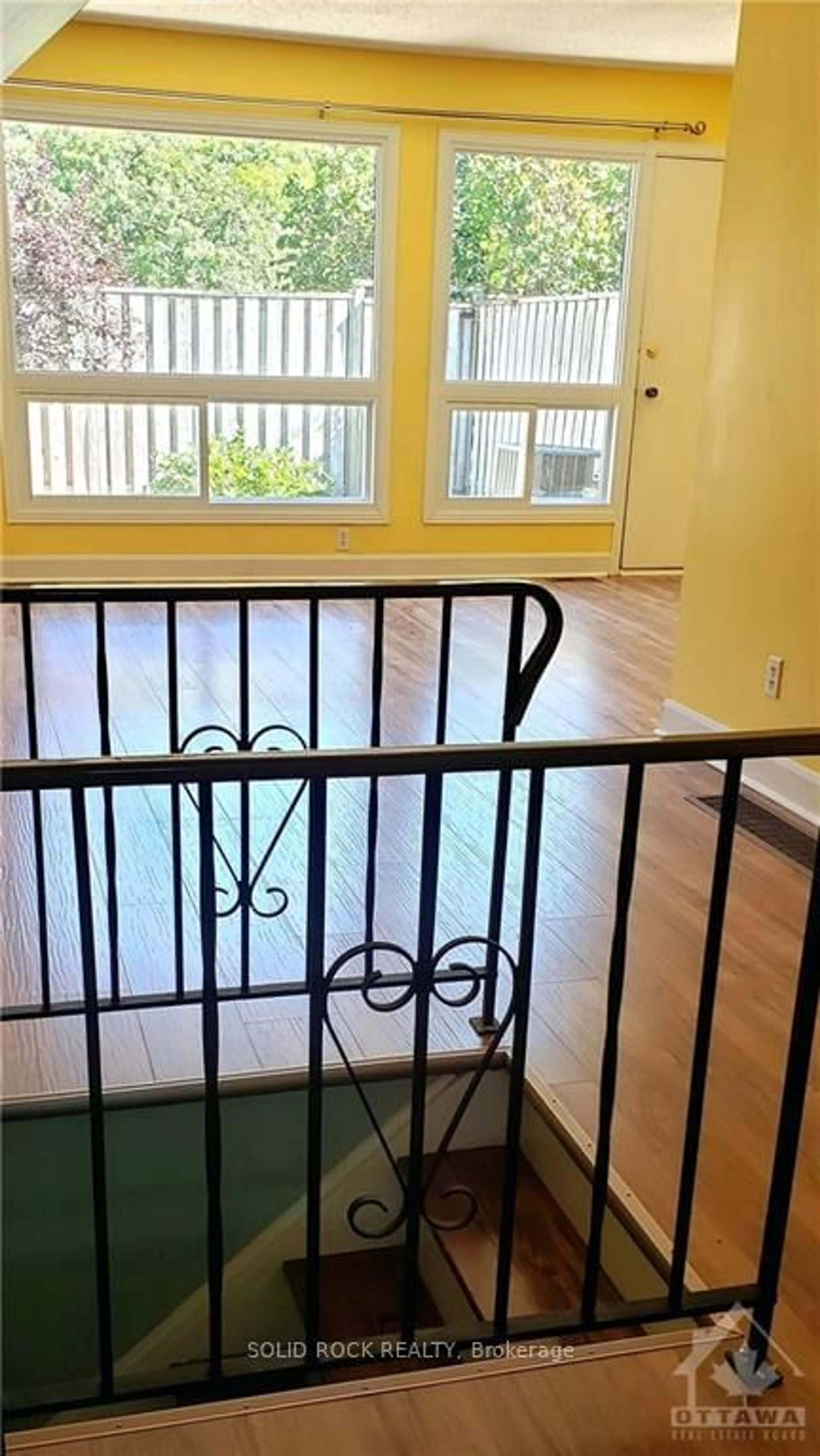 Indoor foyer, not visible floor for 129 BIRCH HILL, Overbook - Castleheights and Area Ontario K1K 3Y5