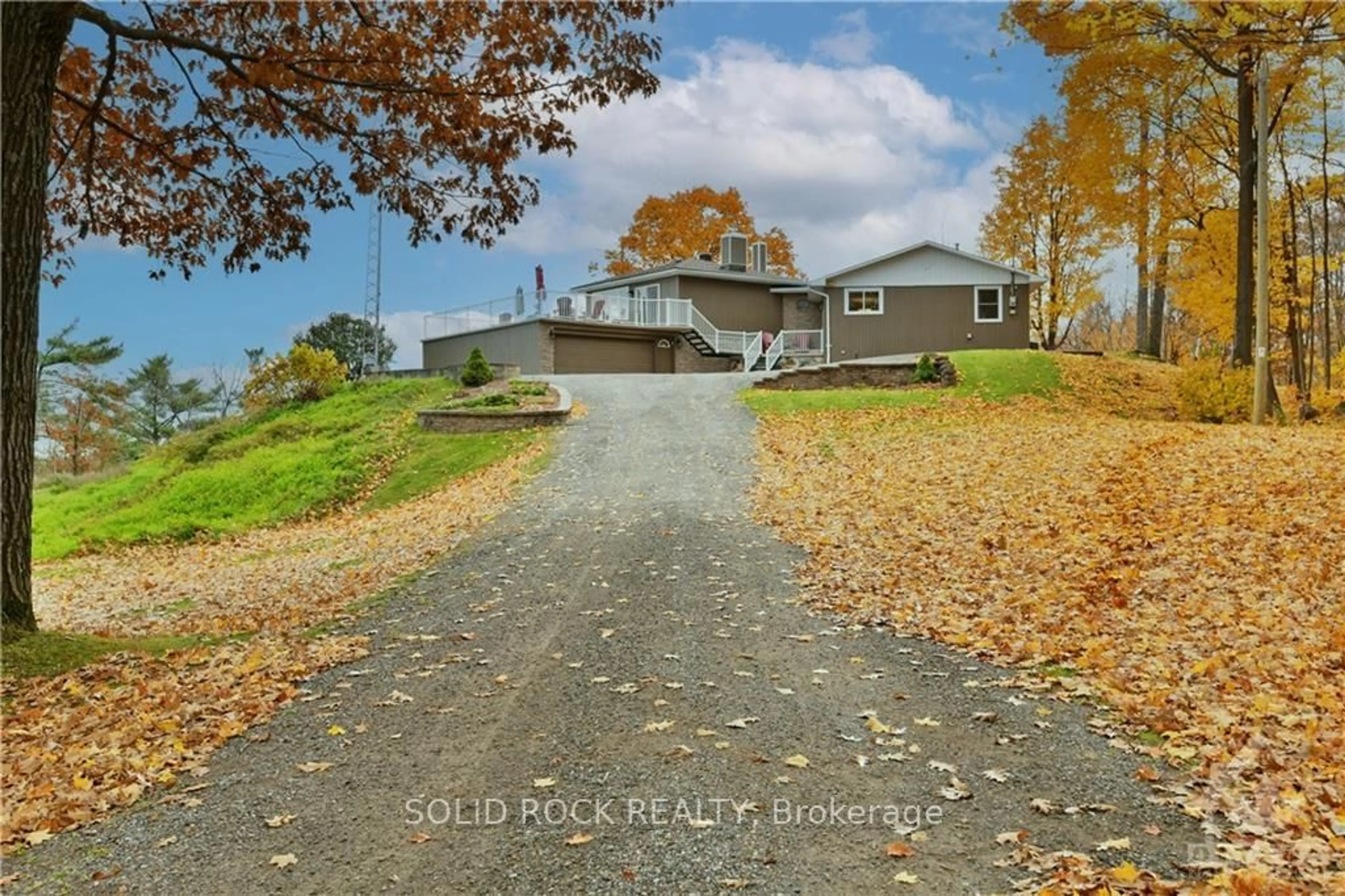 A pic from exterior of the house or condo, the street view for 834 STORYLAND Rd, Horton Ontario K7V 3Z8