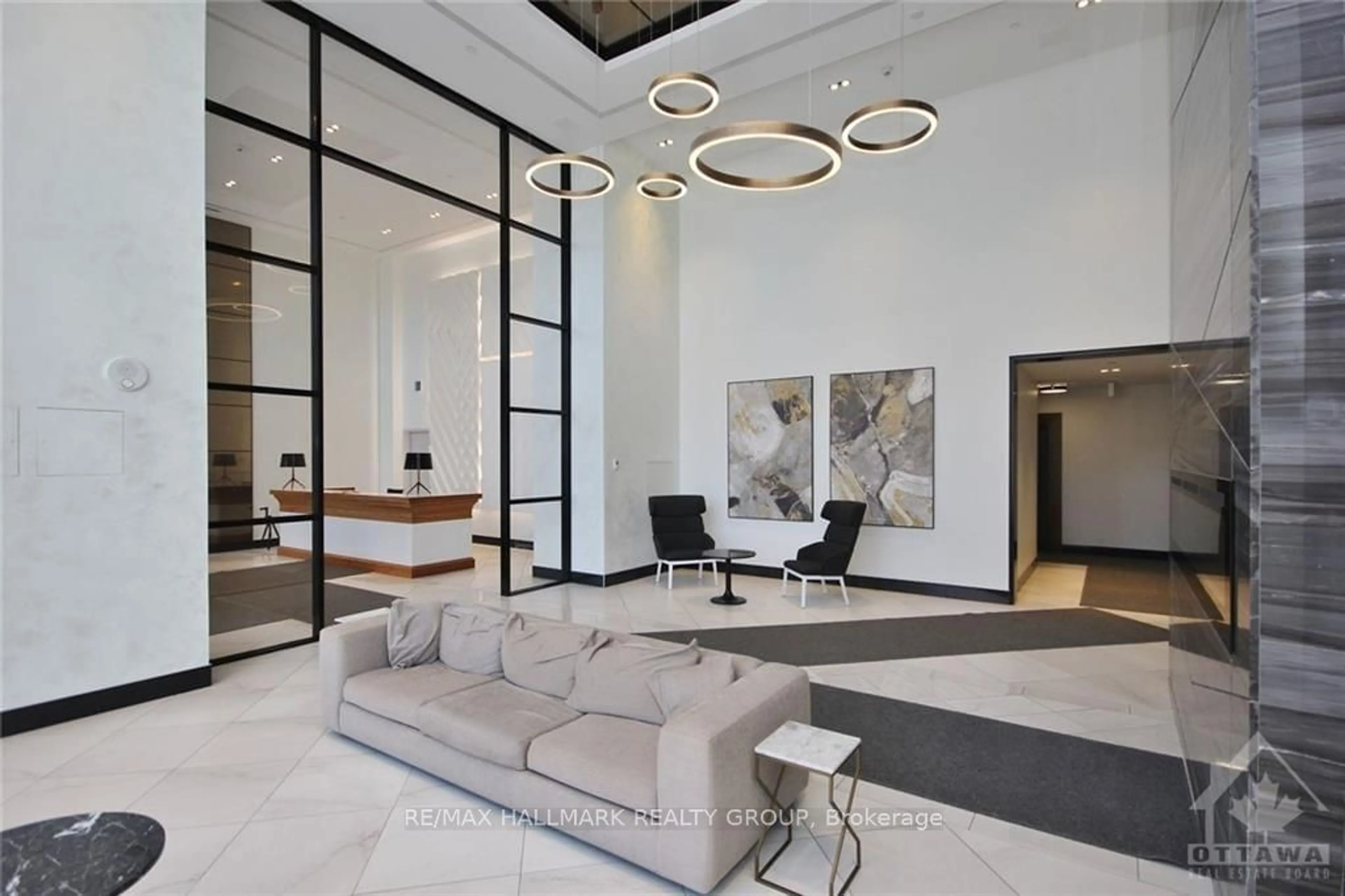 Indoor lobby, ceramic floors for 255 BAY St #105, Ottawa Centre Ontario K1R 0C5