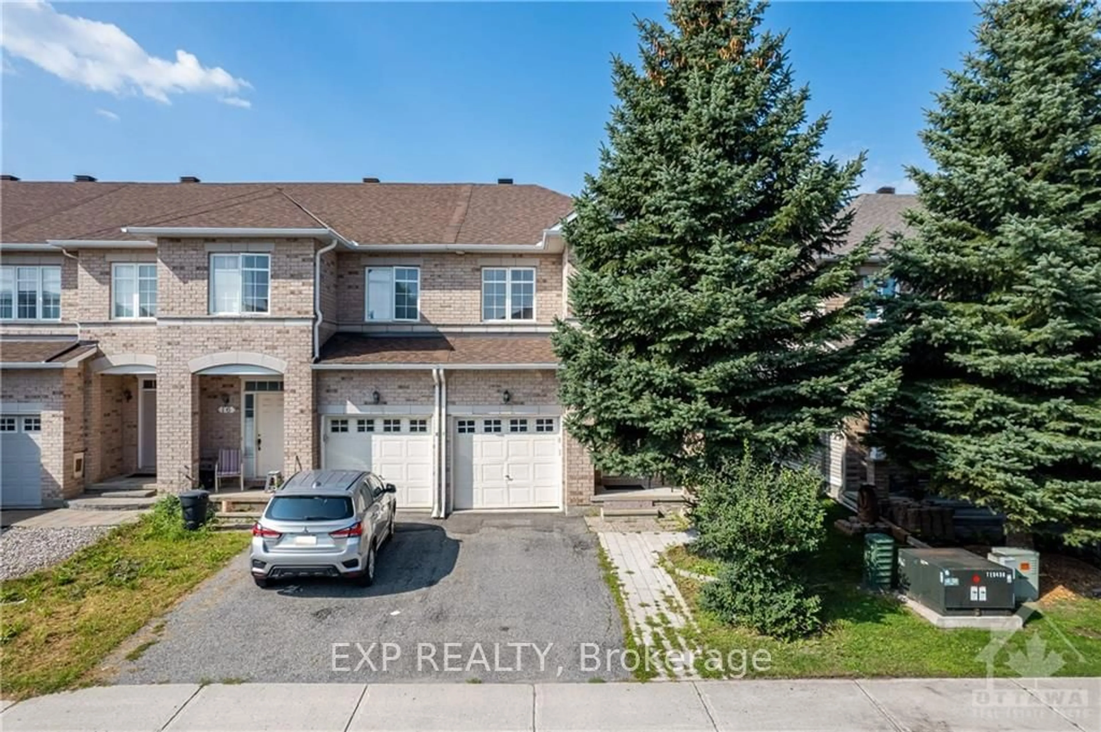 A pic from exterior of the house or condo, the street view for 14 CROXLEY Way, Barrhaven Ontario K2J 5C7