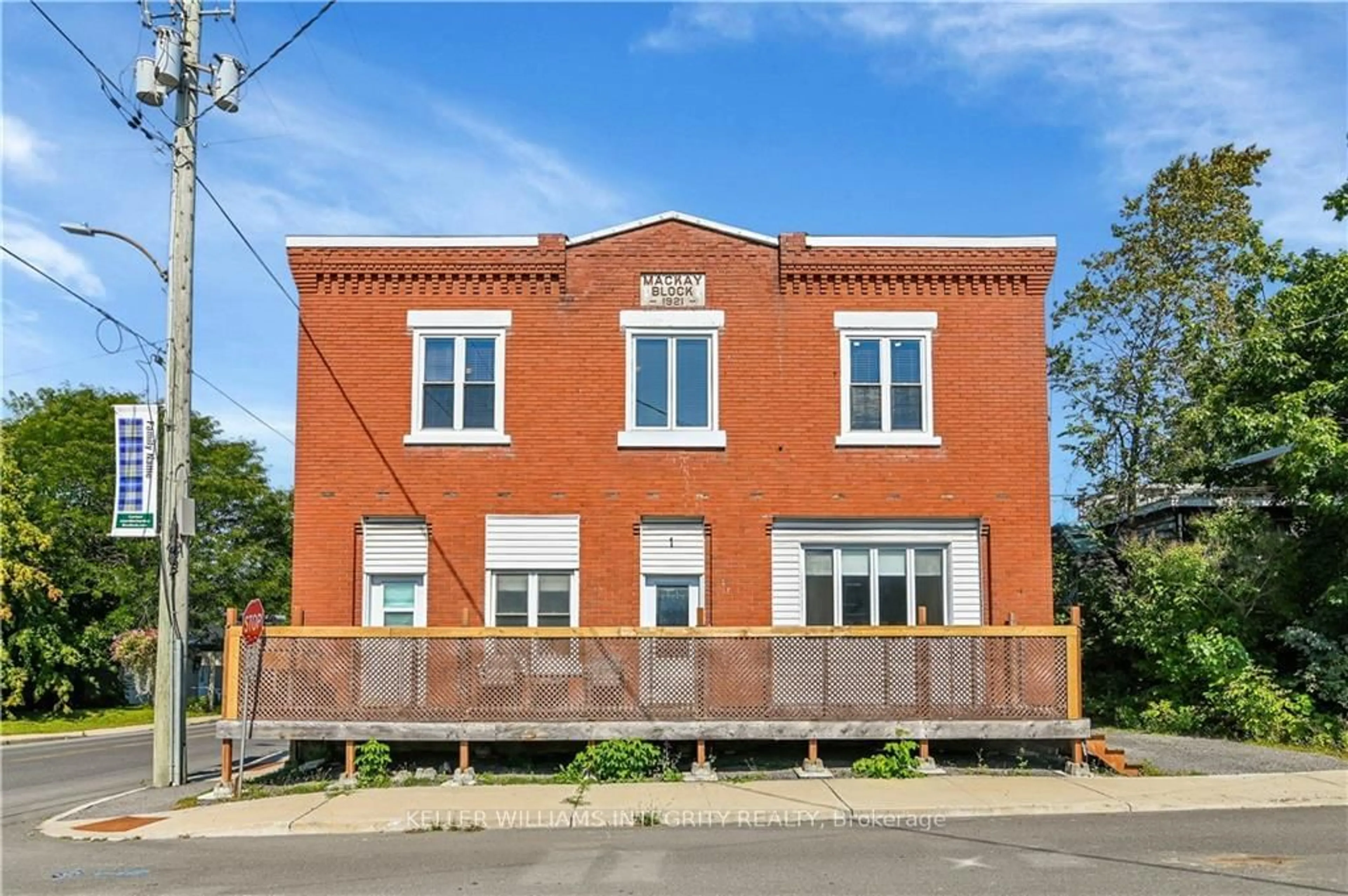 A pic from exterior of the house or condo, the front or back of building for 1 MECHANIC St, North Glengarry Ontario K0C 1T0