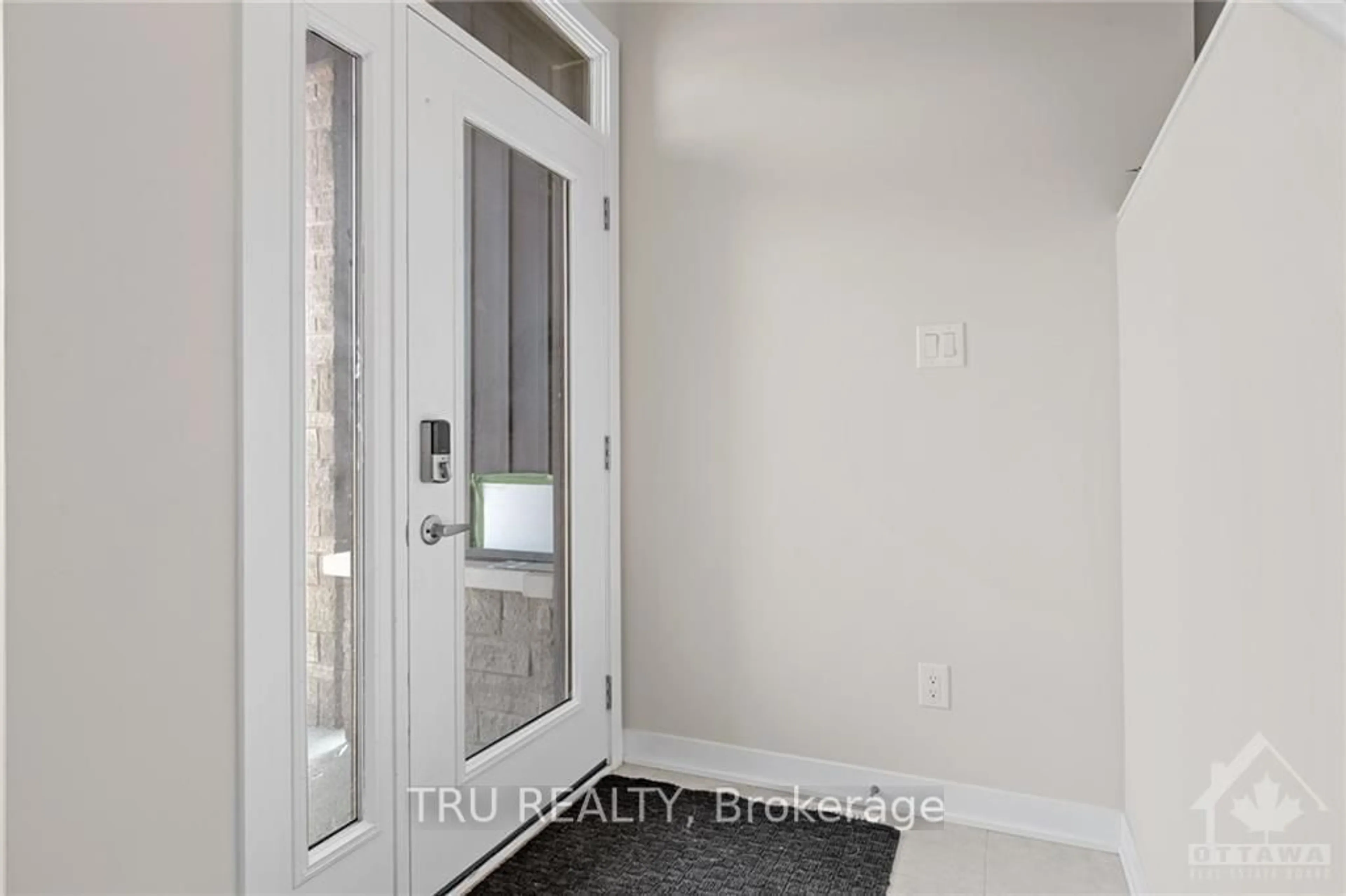 Indoor entryway, not visible floor for 398 PENINSULA Rd, Barrhaven Ontario K2J 7M5