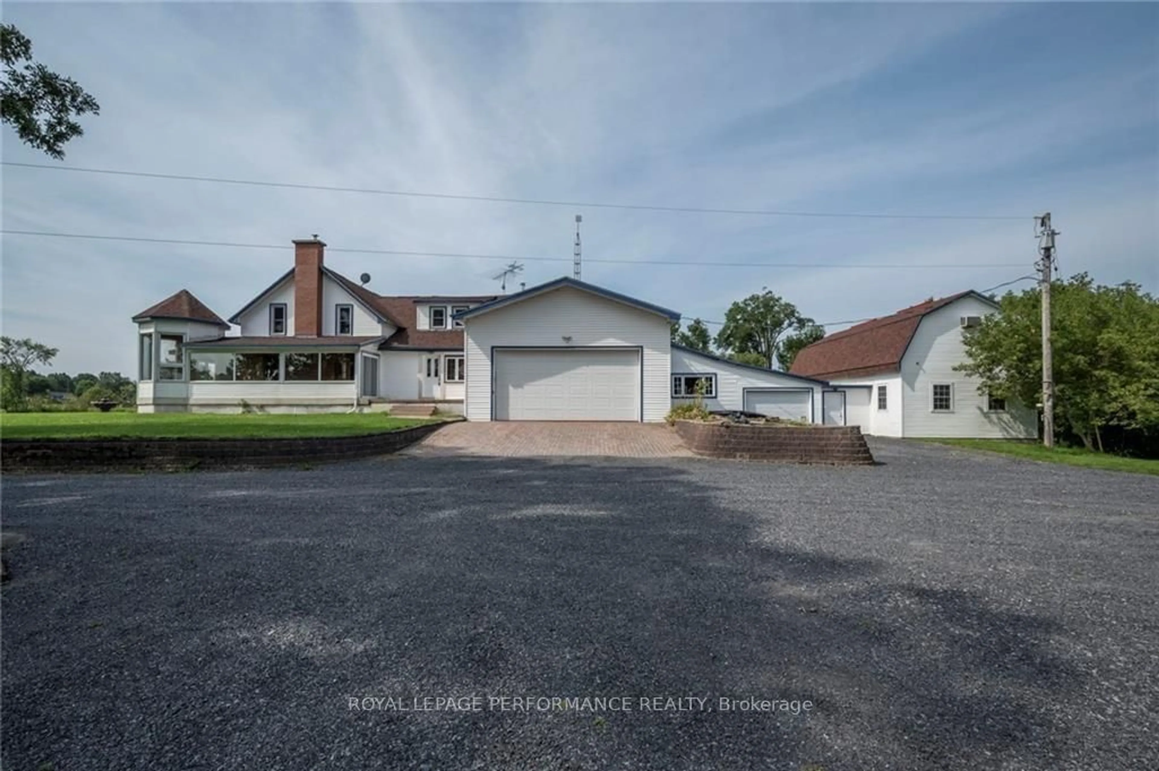 Frontside or backside of a home, the street view for 21129 CONCESSION 9 Rd, South Glengarry Ontario K0C 1Z0