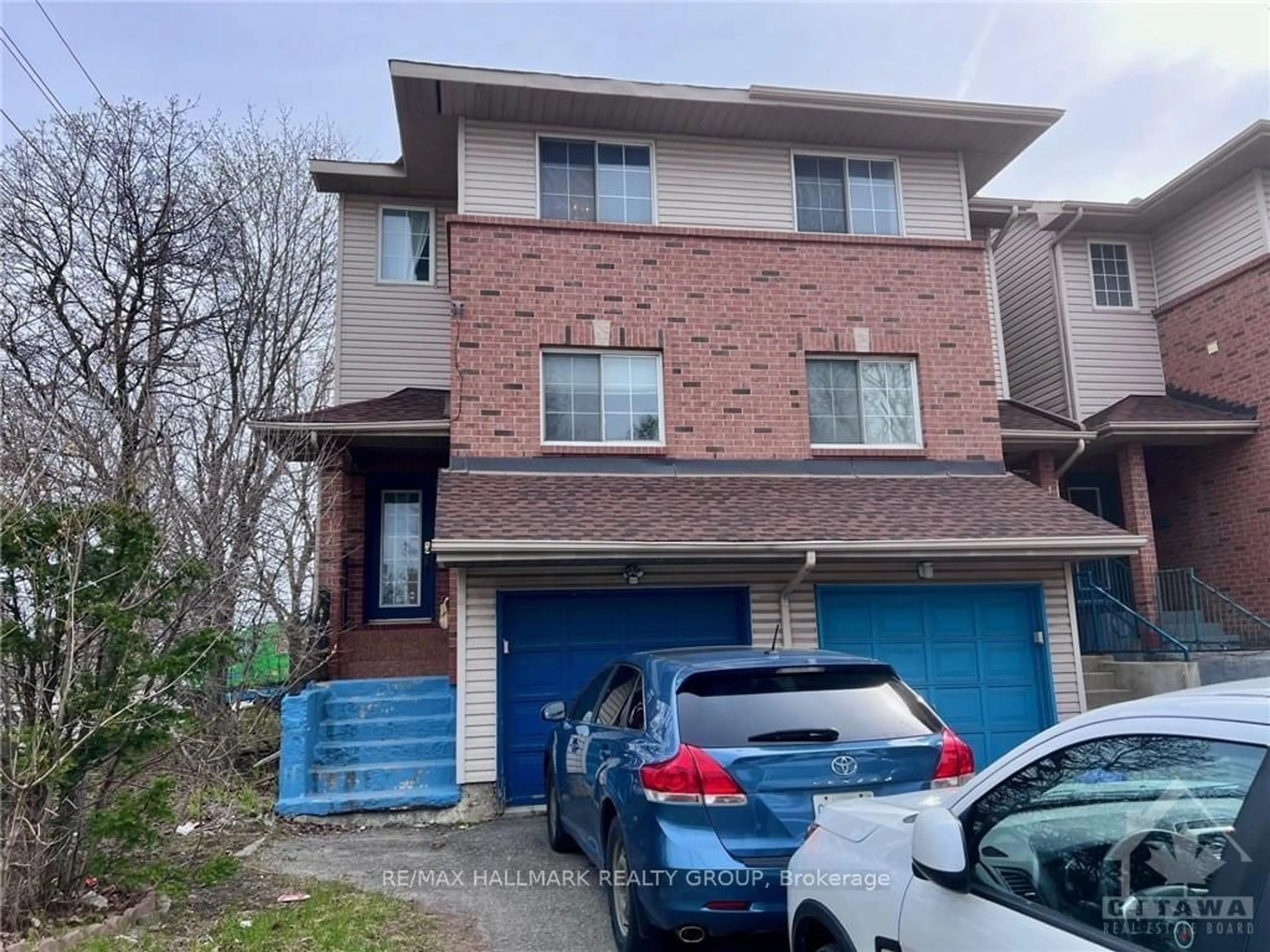 A pic from exterior of the house or condo, the street view for 1901 HAMPSTEAD Pl, Hunt Club - South Keys and Area Ontario K1V 1B3