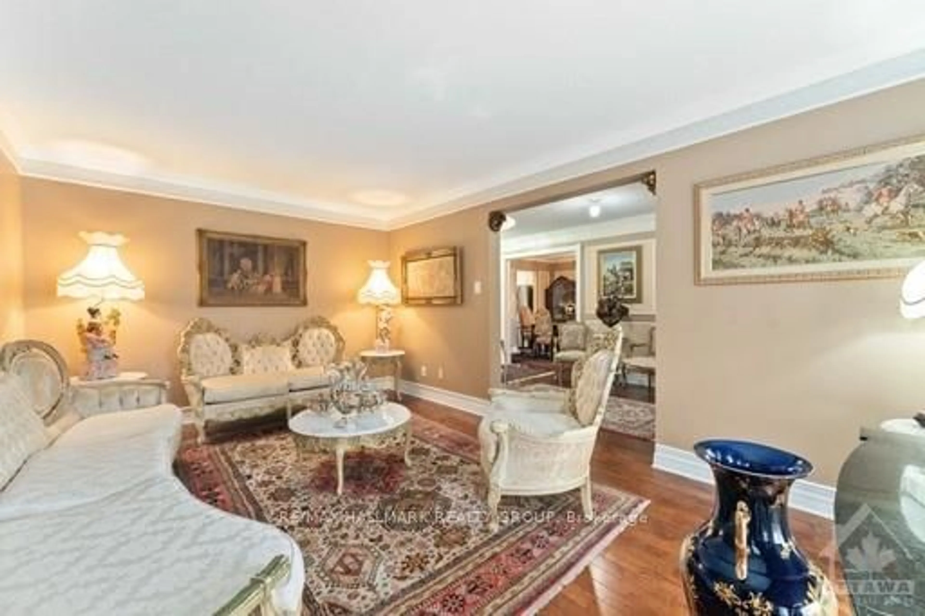 Living room, wood floors for 160 SAI Cres, Hunt Club - South Keys and Area Ontario K1G 5P2