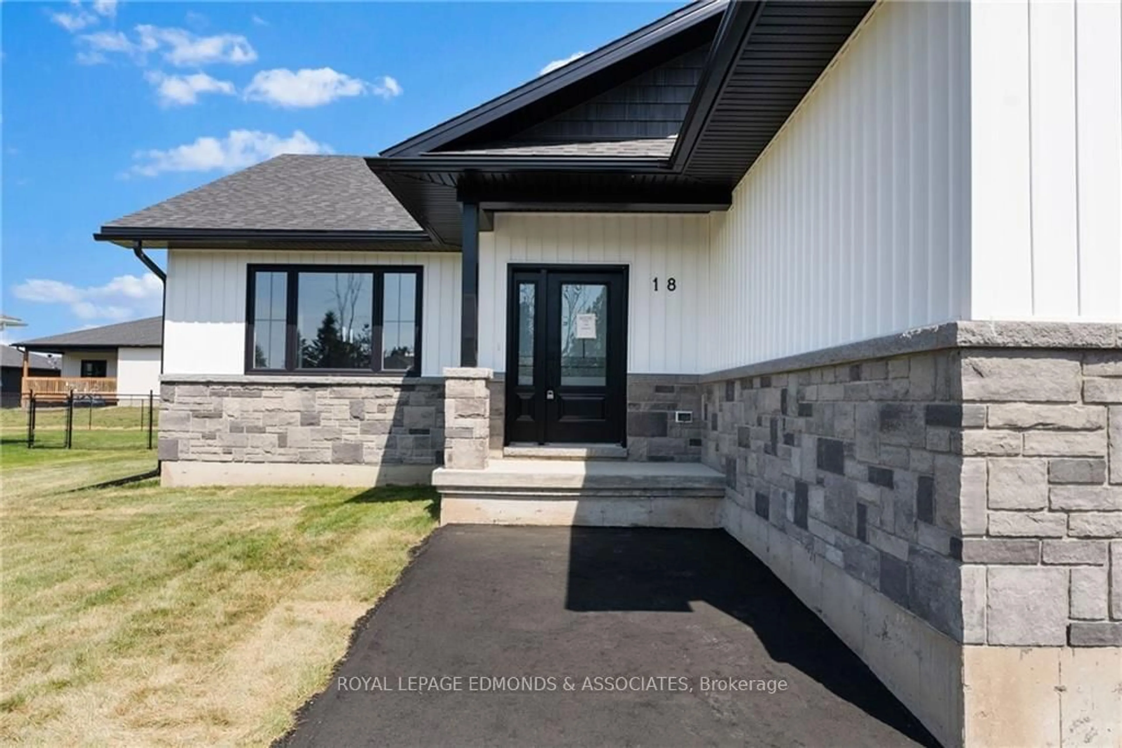 Frontside or backside of a home, cottage for 18 MORRISON Dr, Whitewater Region Ontario K0J 1K0