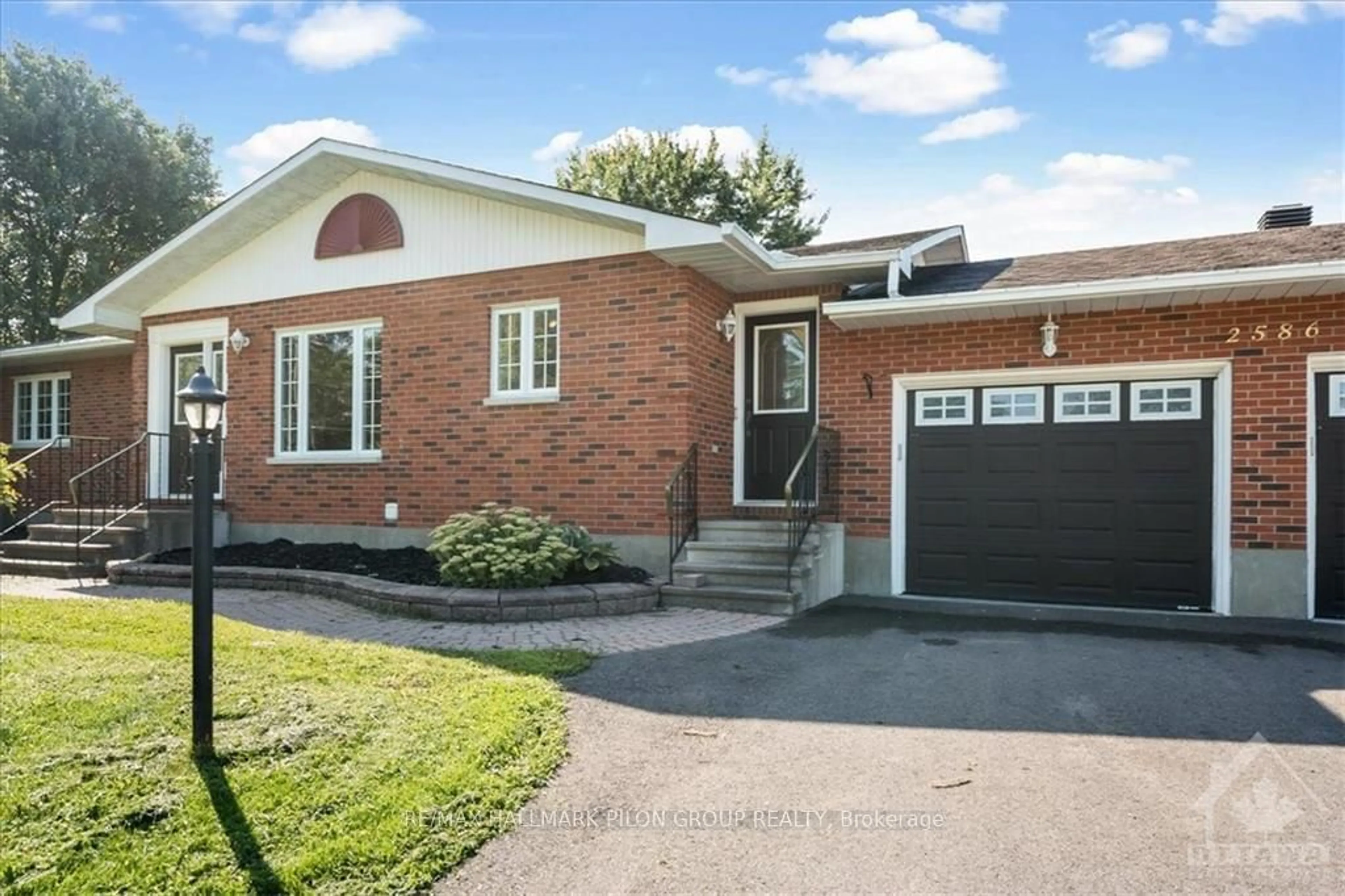 Home with brick exterior material for 2586 WILHAVEN Dr, Orleans - Cumberland and Area Ontario K4C 1L2