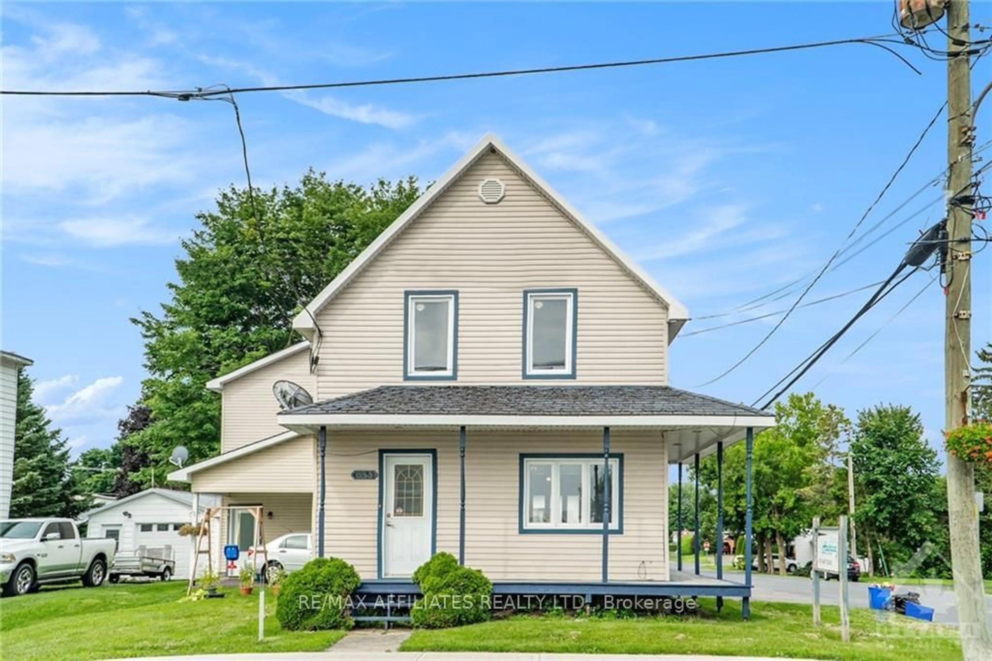 Frontside or backside of a home, cottage for 683 PRINCIPALE St, The Nation Ontario K0A 1M0