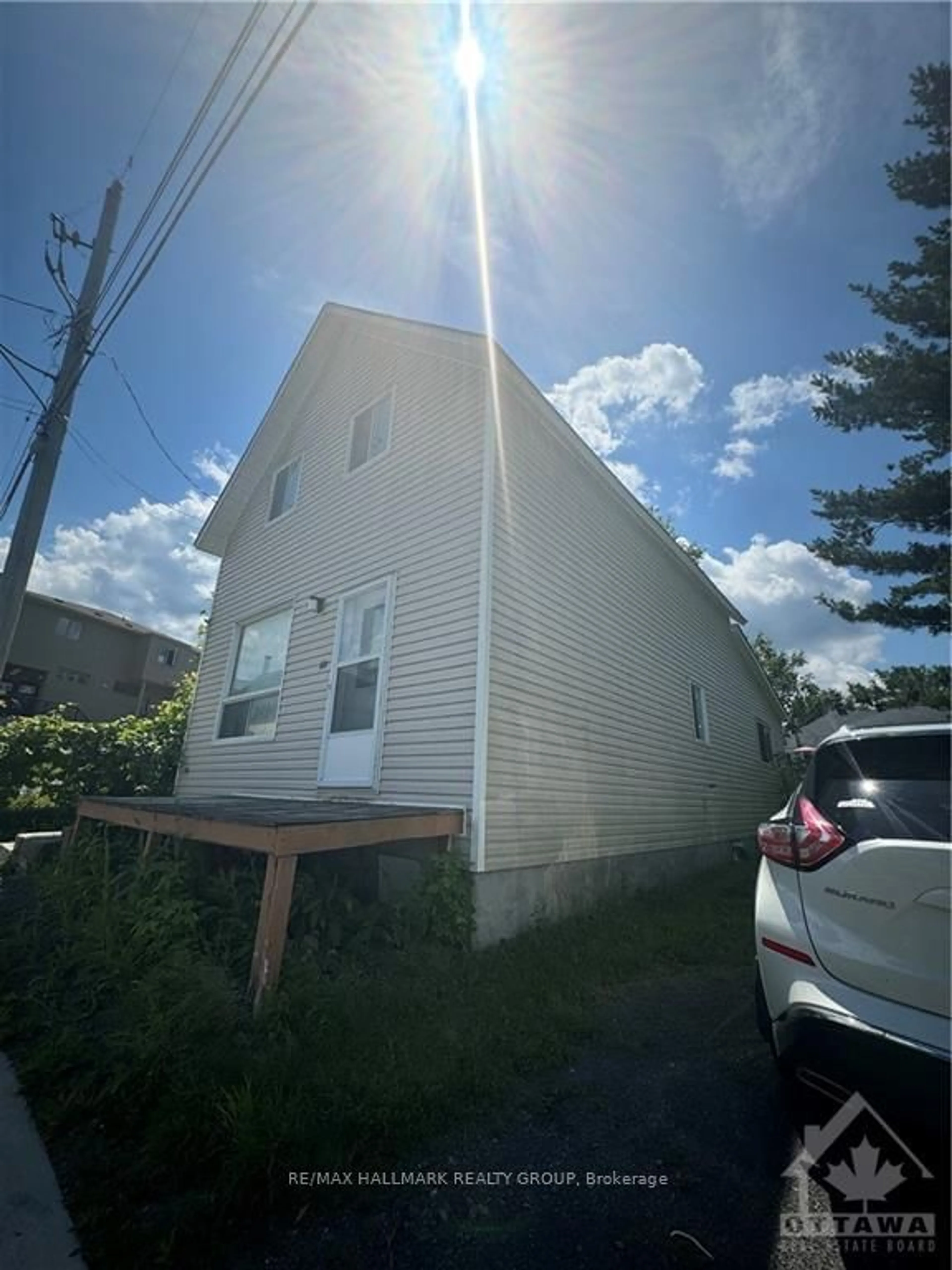 A pic from exterior of the house or condo, the front or back of building for 674 POULIOTTE St, Clarence-Rockland Ontario K4K 1E1