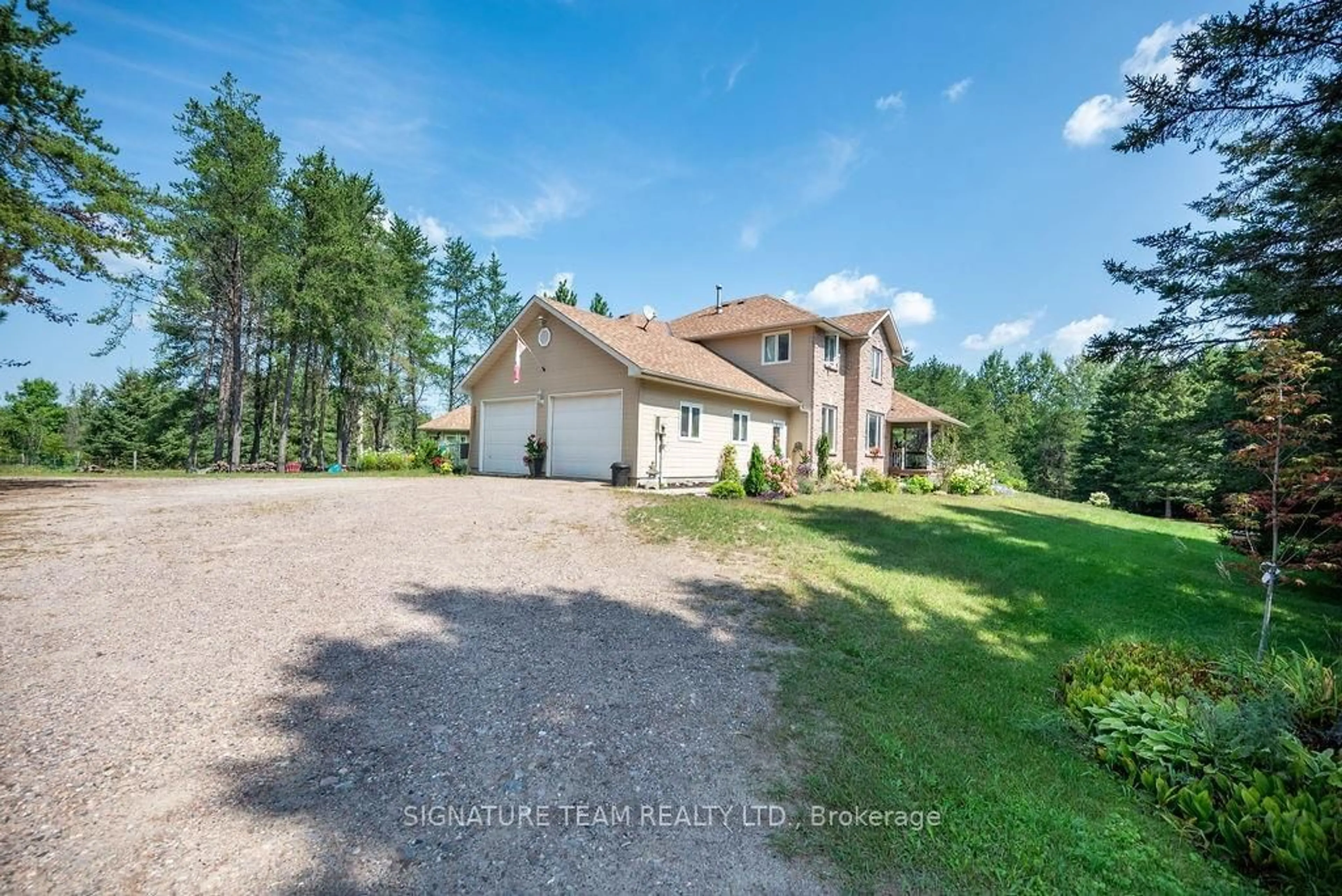 Frontside or backside of a home, cottage for 368 DOMBROSKIE Rd, Whitewater Region Ontario K0J 1Y0