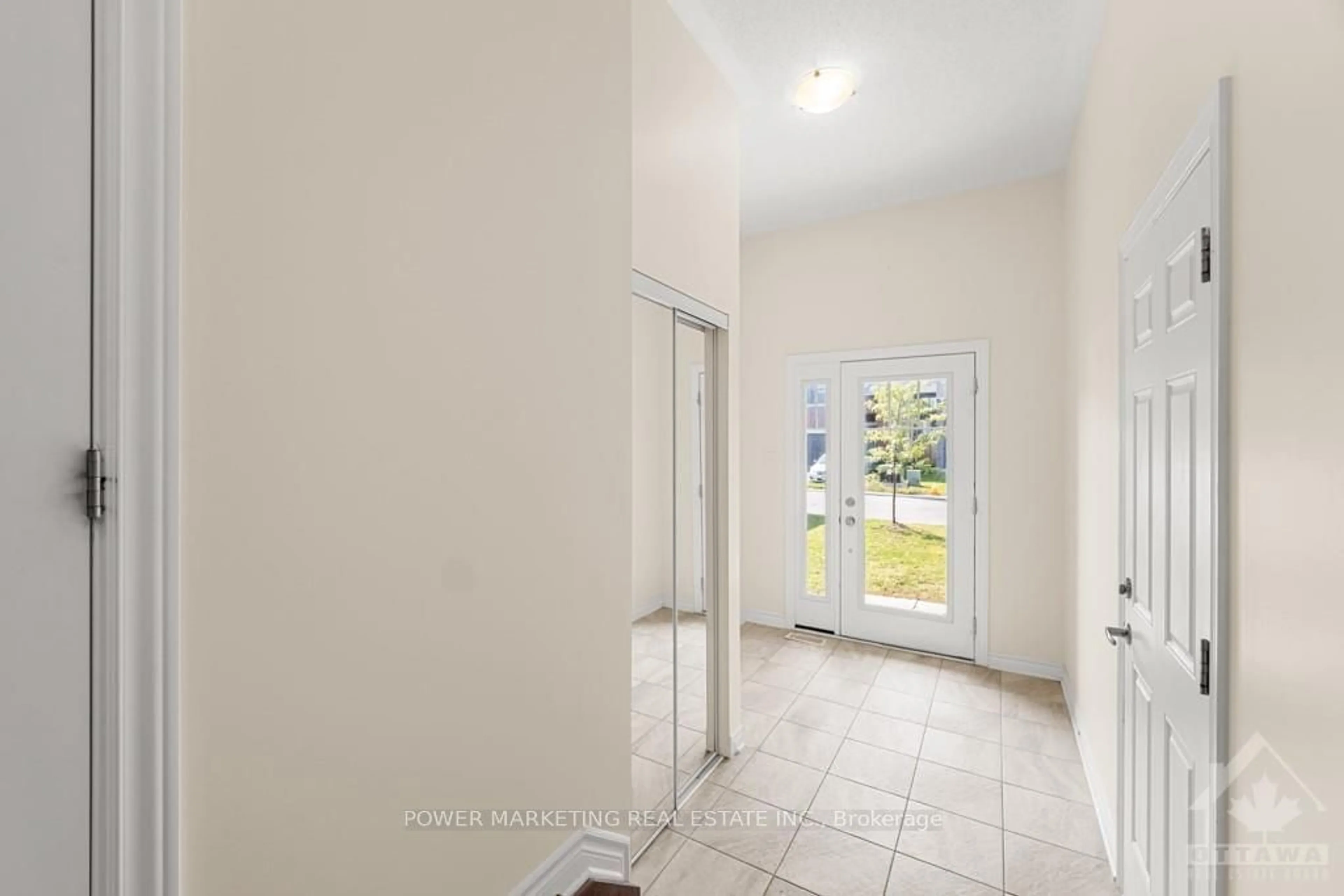 Indoor entryway, not visible floor for 63 RALLIDALE St, Blossom Park - Airport and Area Ontario K1X 1G6