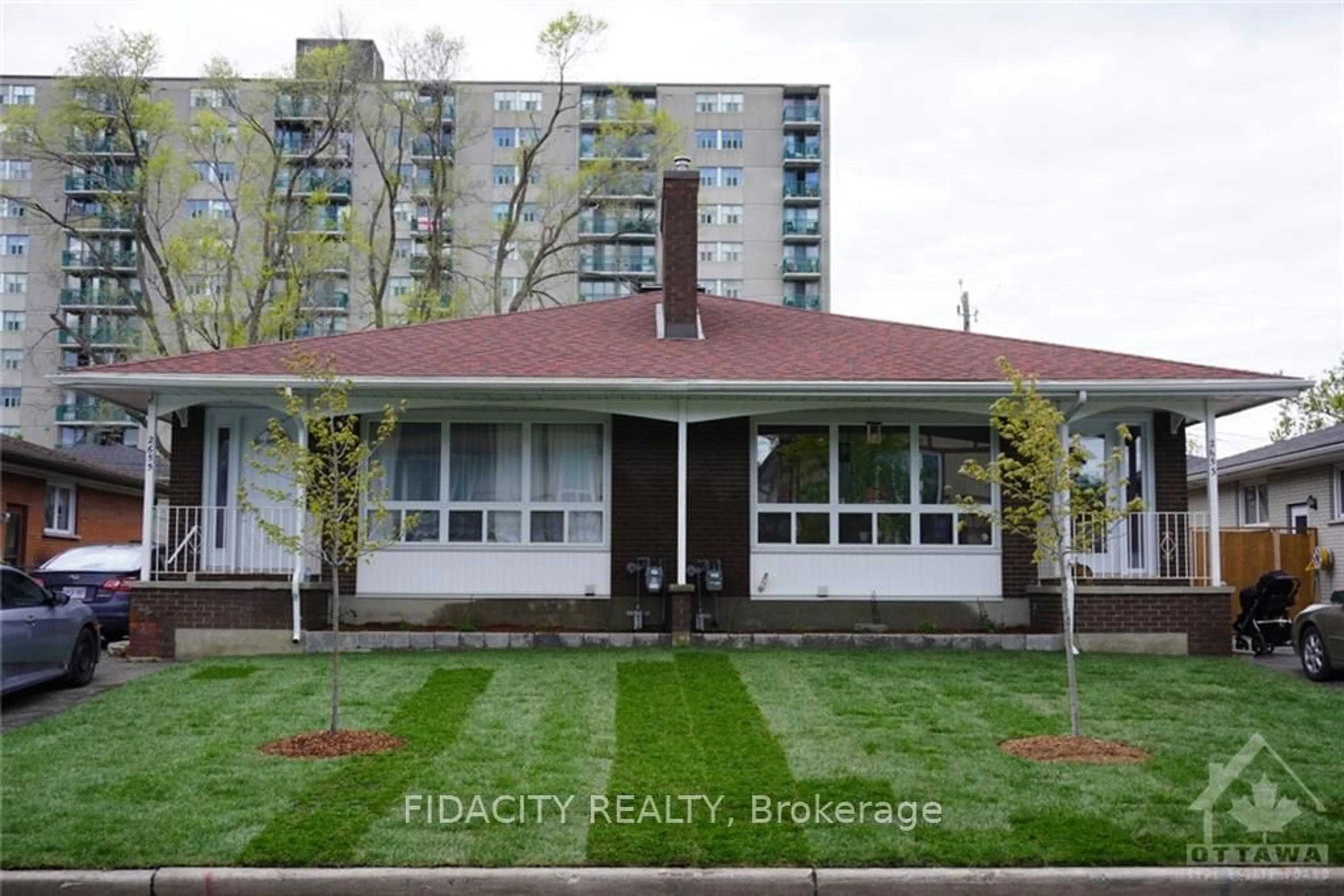 A pic from exterior of the house or condo, the front or back of building for 2653 DON St, Britannia - Lincoln Heights and Area Ontario K2B 6Y2