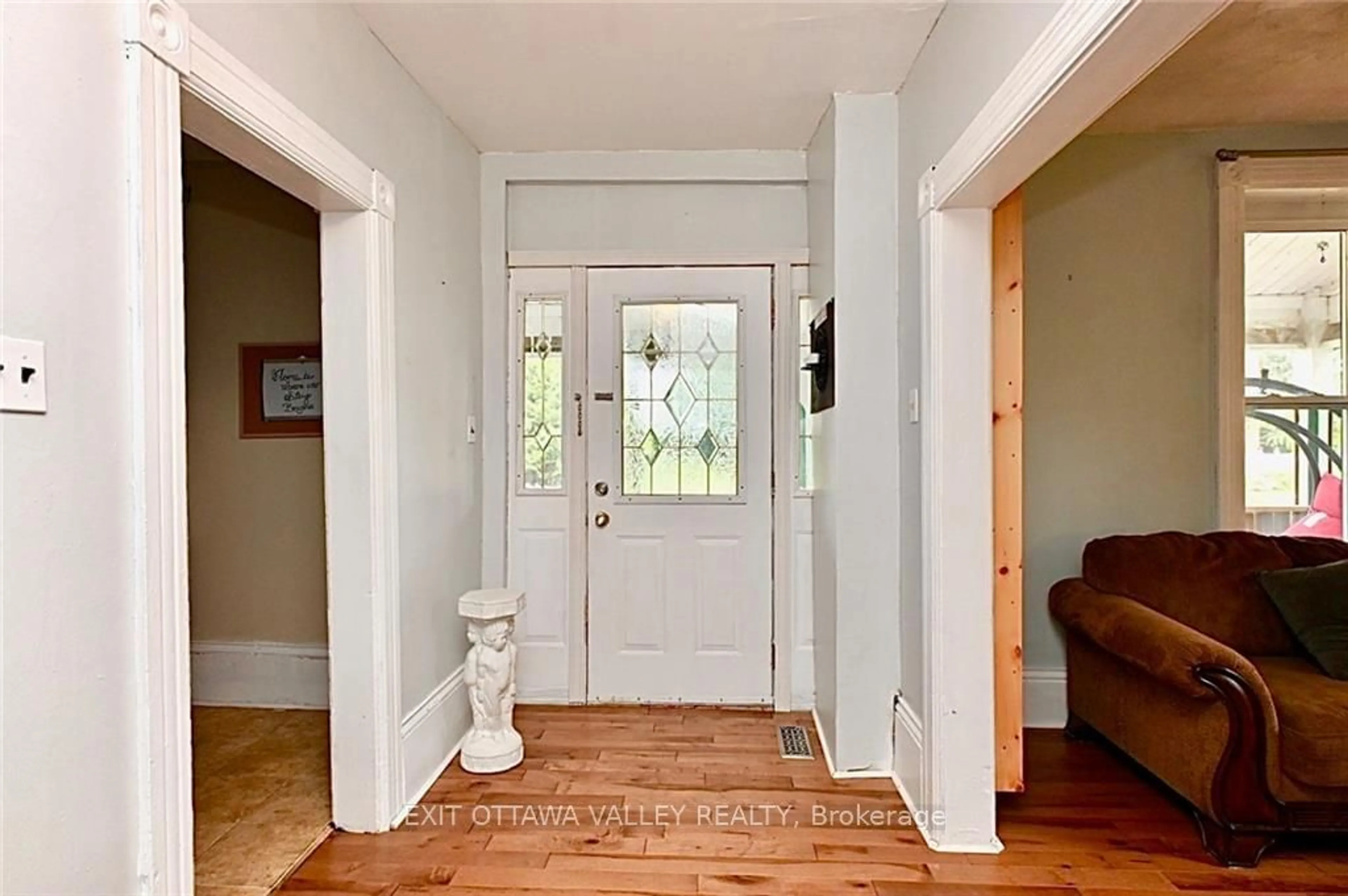 Indoor entryway, wood floors for 27 GRACE St, Whitewater Region Ontario K0J 2L0