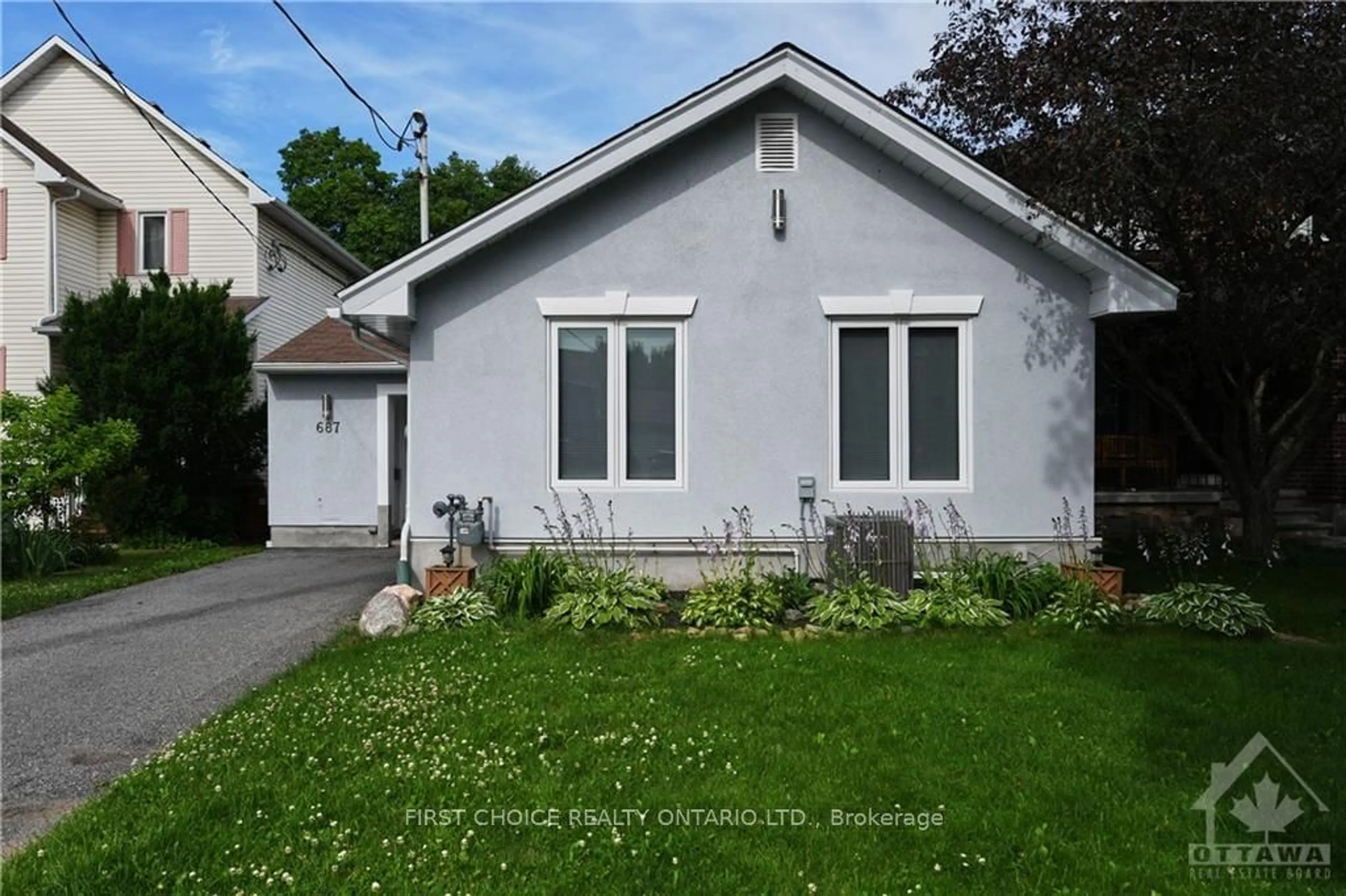 Frontside or backside of a home, cottage for 687 ROOSEVELT Ave, Carlingwood - Westboro and Area Ontario K2A 2A8