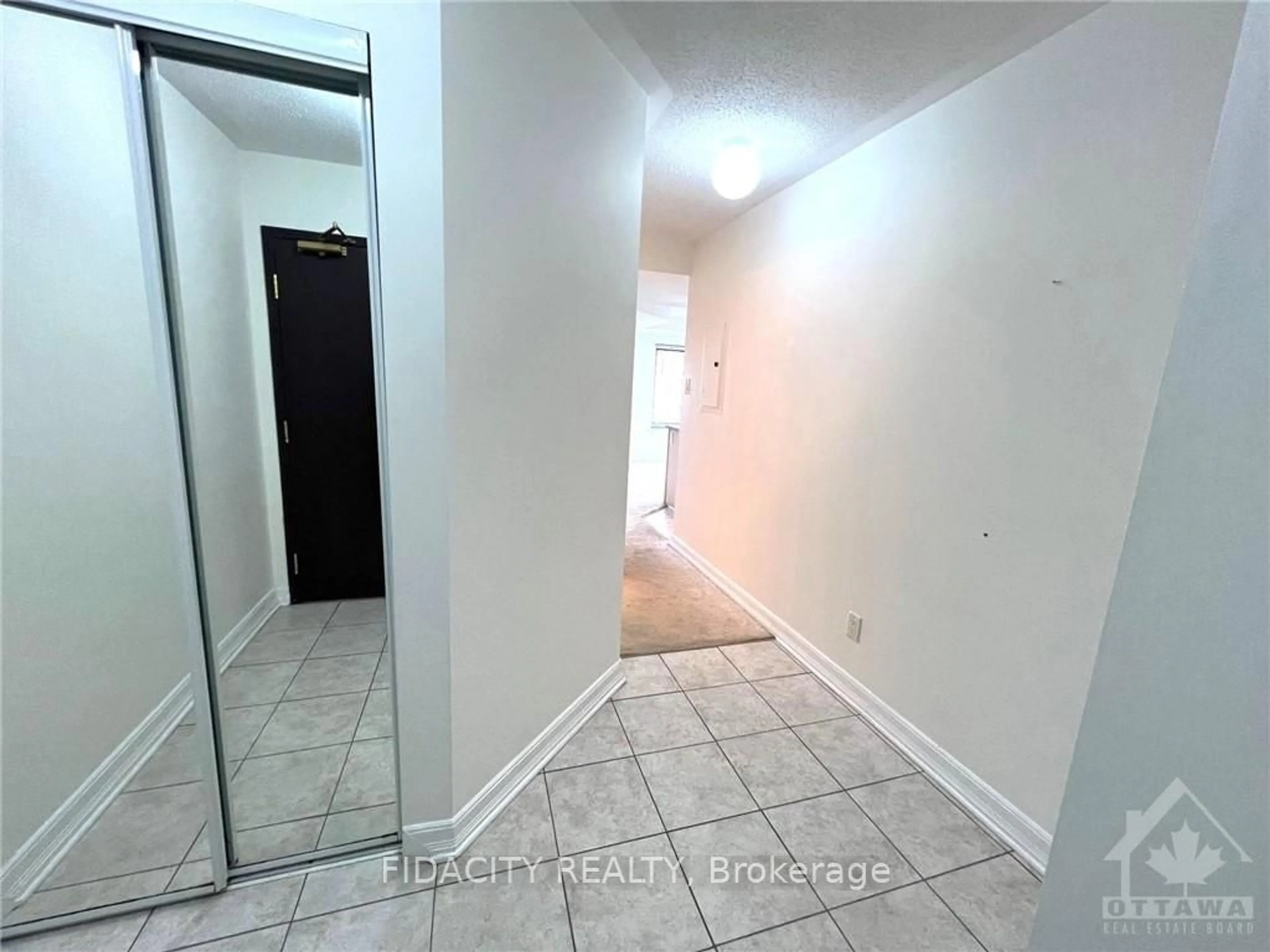 A pic of a room, not visible floor for 310 CENTRAL PARK Dr #4B, Carlington - Central Park Ontario K2C 4G4