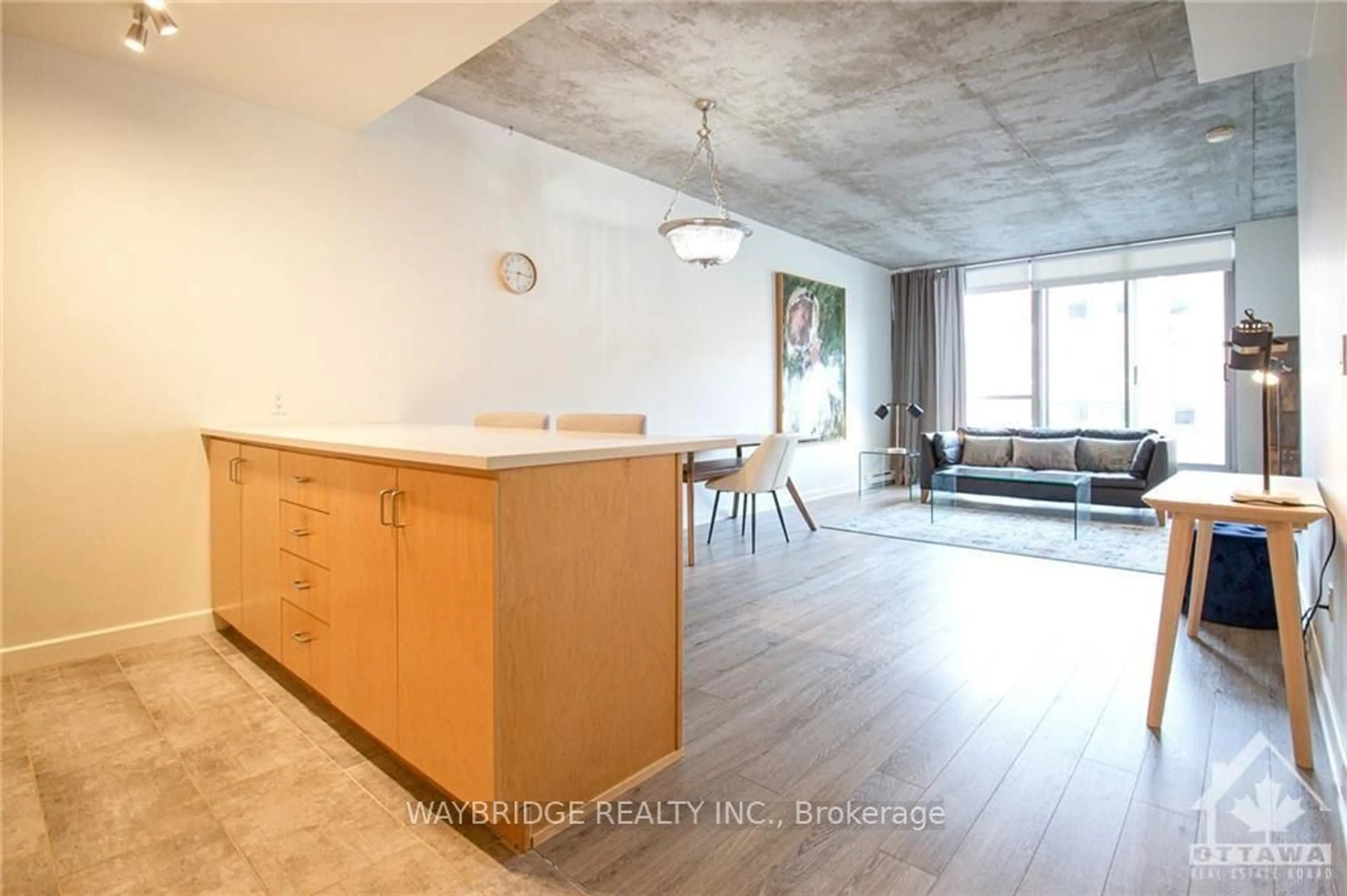 Other indoor space, cement floor for 180 YORK St #208, Lower Town - Sandy Hill Ontario K1N 1J6