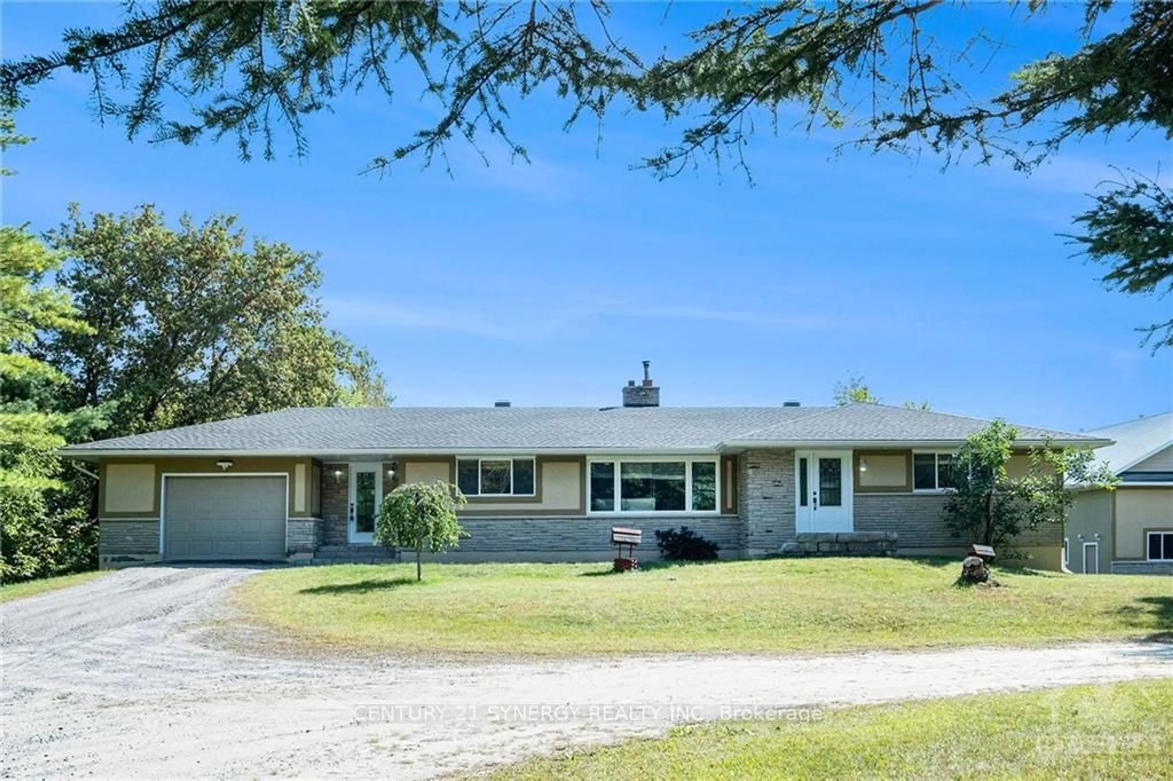 Frontside or backside of a home, cottage for 10090 FRENCH SETTLEMENT Rd, North Dundas Ontario K0G 1J0