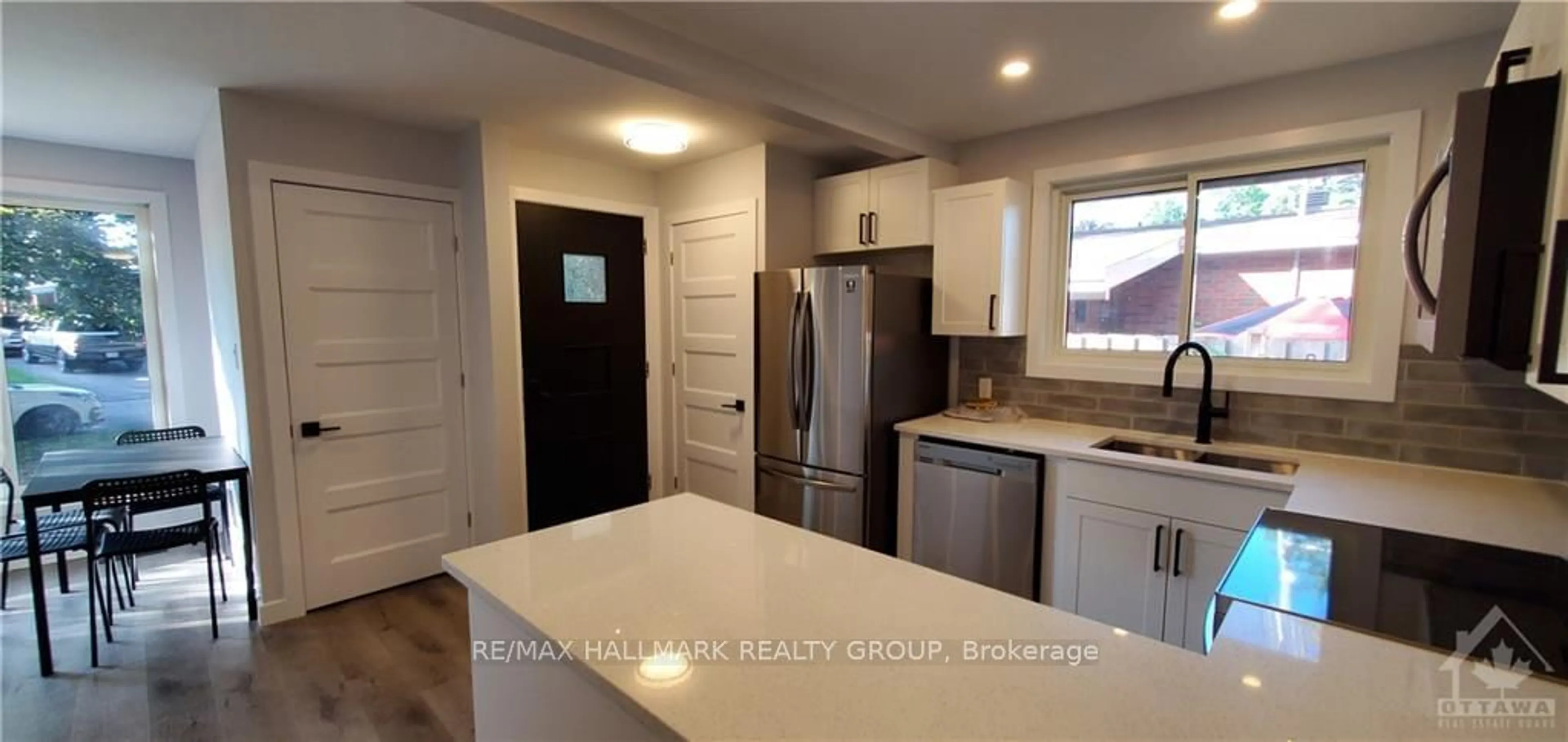 Open concept kitchen for 2300 ELMIRA Dr, Parkway Park - Queensway Terrace S and Area Ontario K2C 1H4