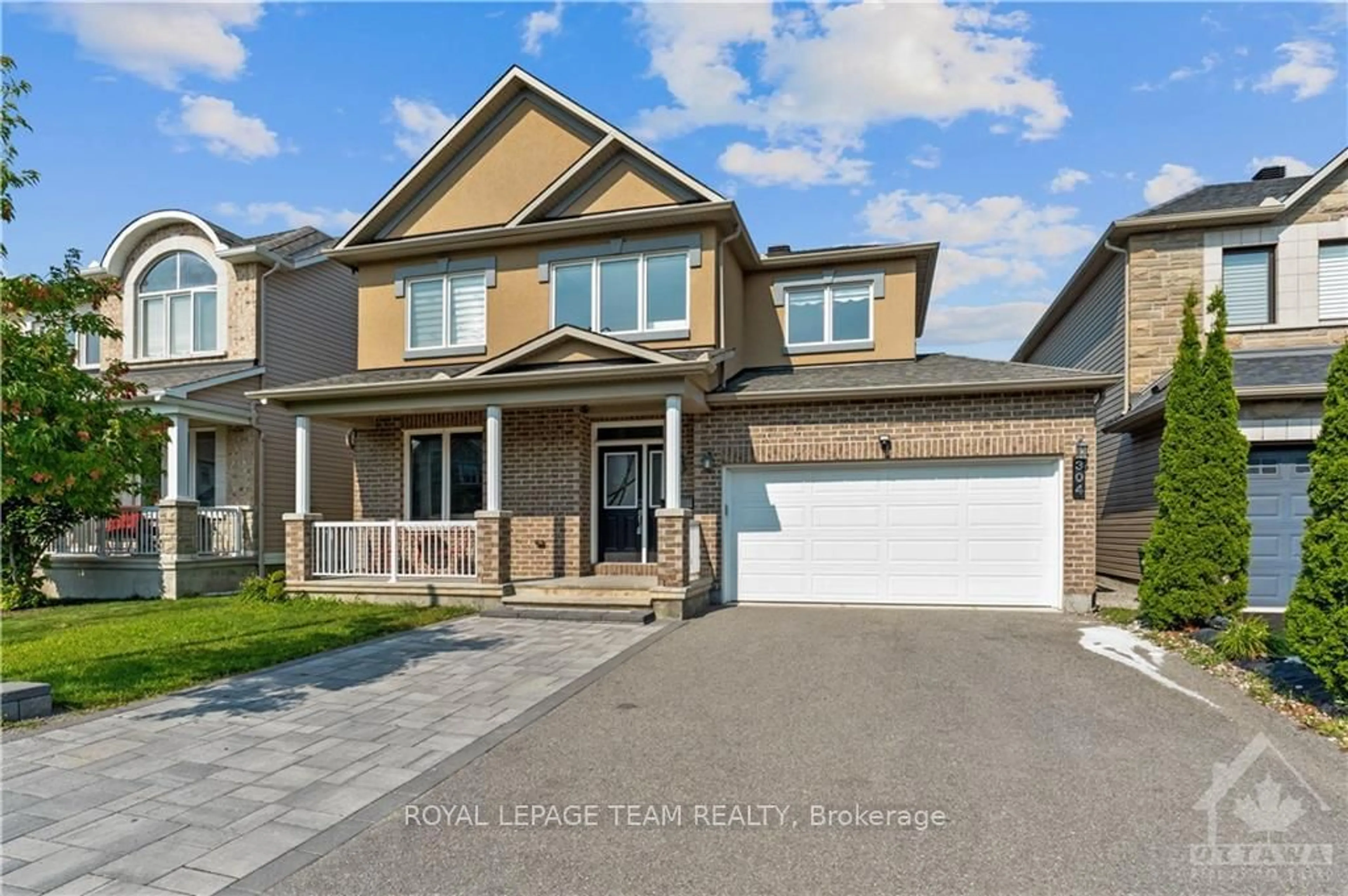 Frontside or backside of a home, the street view for 304 BRETTONWOOD Rdge, Kanata Ontario K2T 0H8