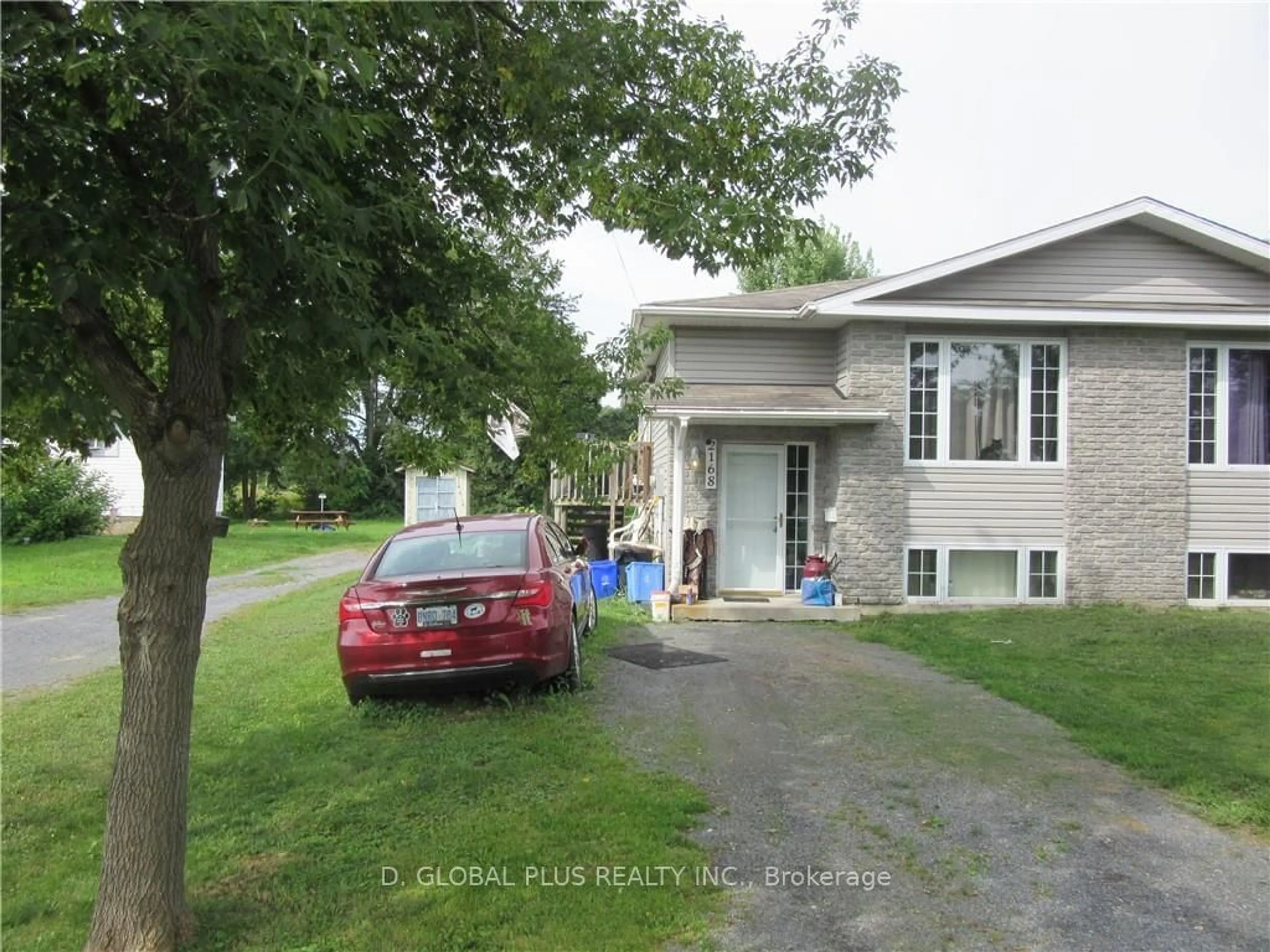 Frontside or backside of a home, the street view for 2168 PITT St, Cornwall Ontario K6K 1A2