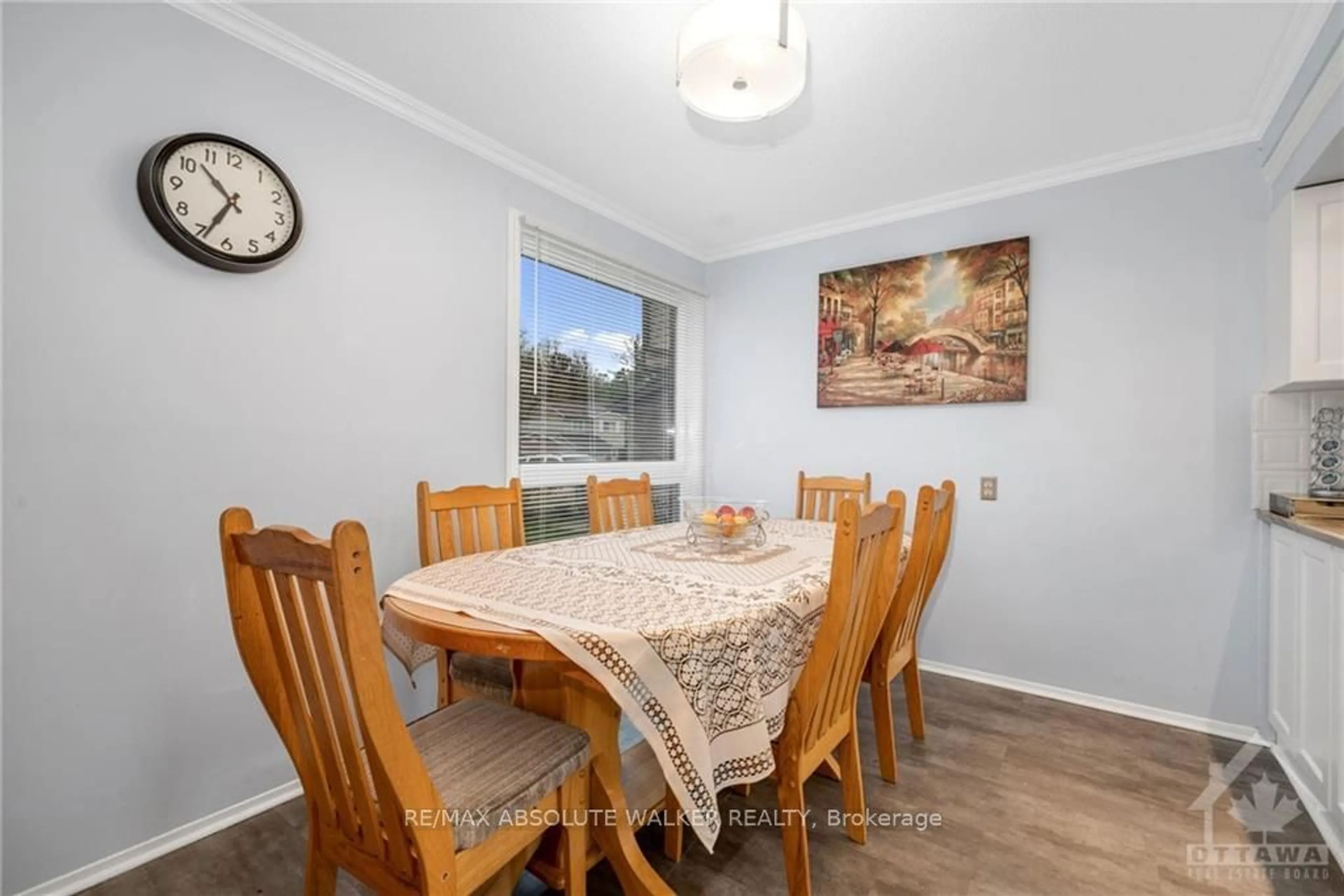 Dining room, wood floors, cottage for 299 FERNLEAF Cres, Orleans - Cumberland and Area Ontario K1E 2Z5