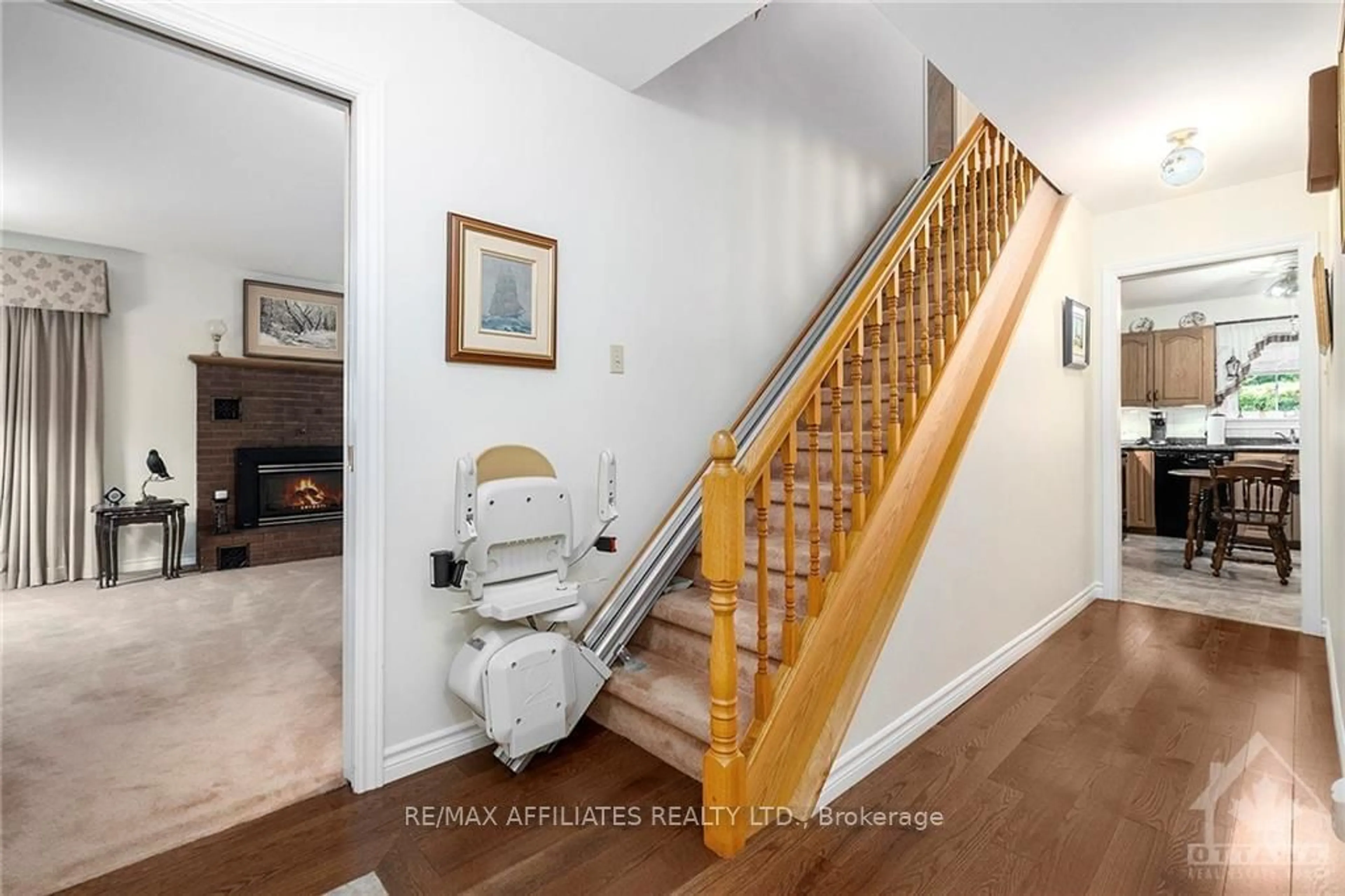 Stairs for 249 BRACKEN Ave, Drummond/North Elmsley Ontario K7A 4S4