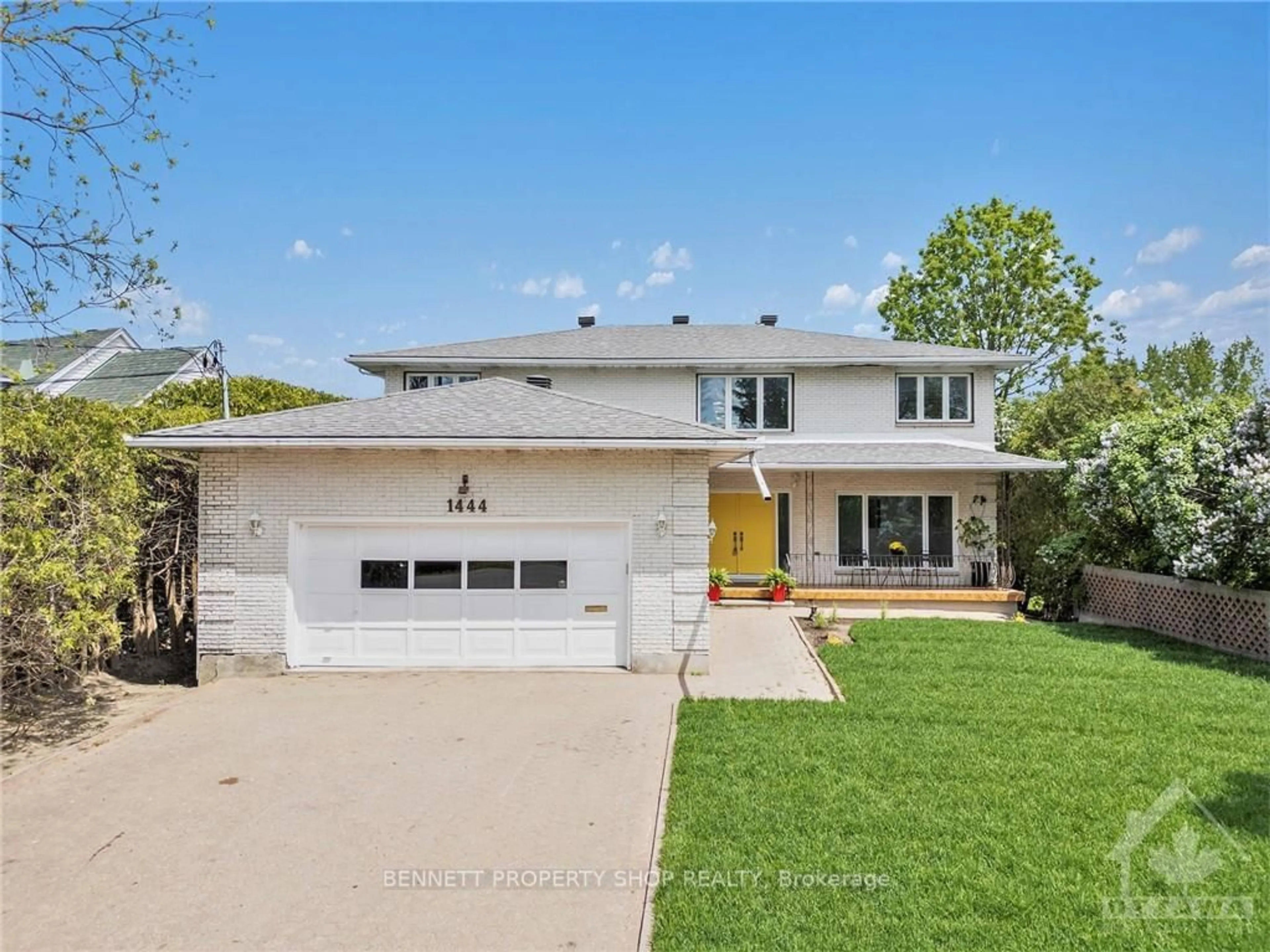 Frontside or backside of a home, the street view for 1444 NORMANDY Cres, Mooneys Bay - Carleton Heights and Area Ontario K2C 0N6