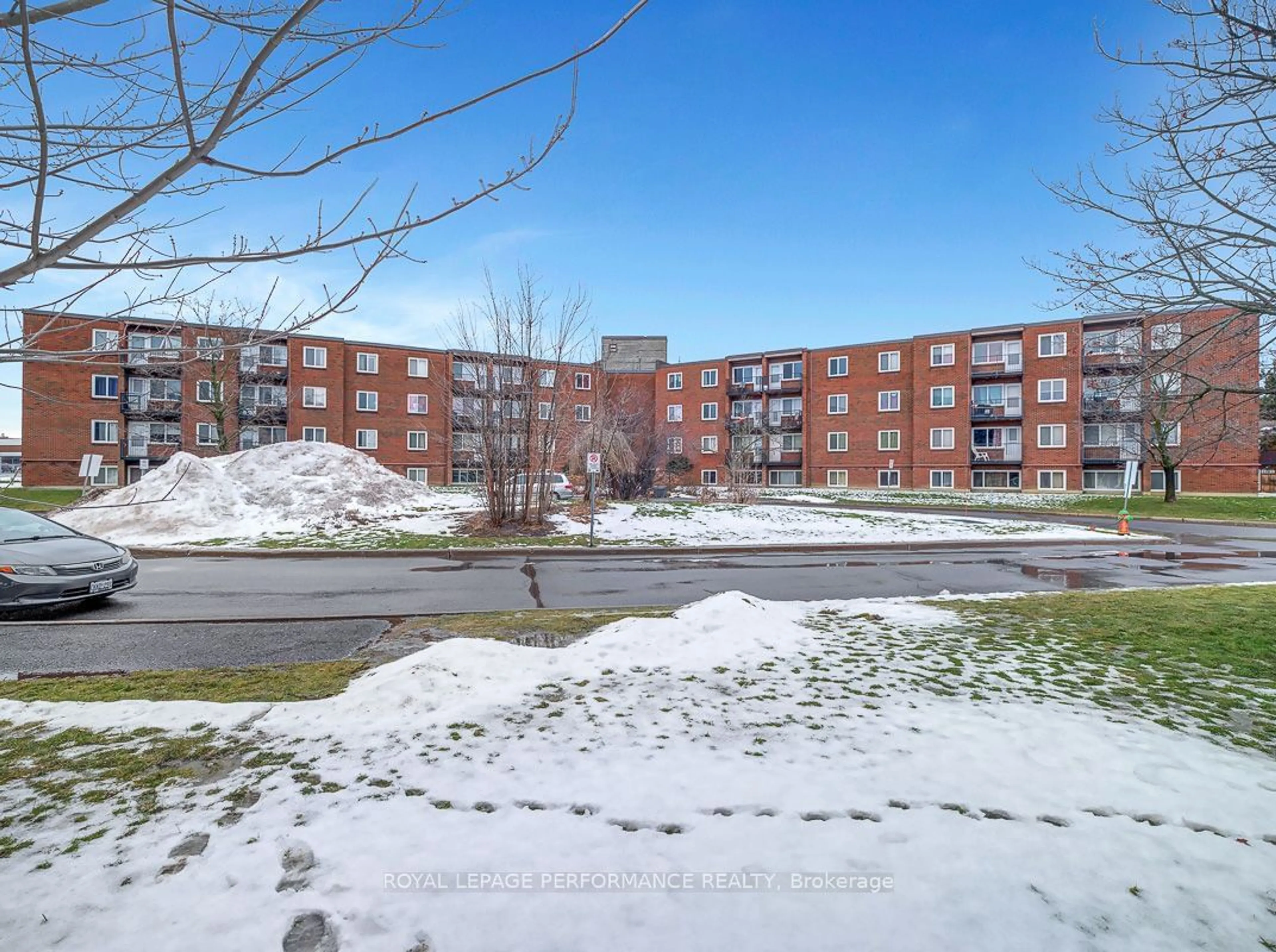 A pic from outside/outdoor area/front of a property/back of a property/a pic from drone, unknown for 2041 ARROWSMITH Dr #301B, Beacon Hill North - South and Area Ontario K1J 7V7