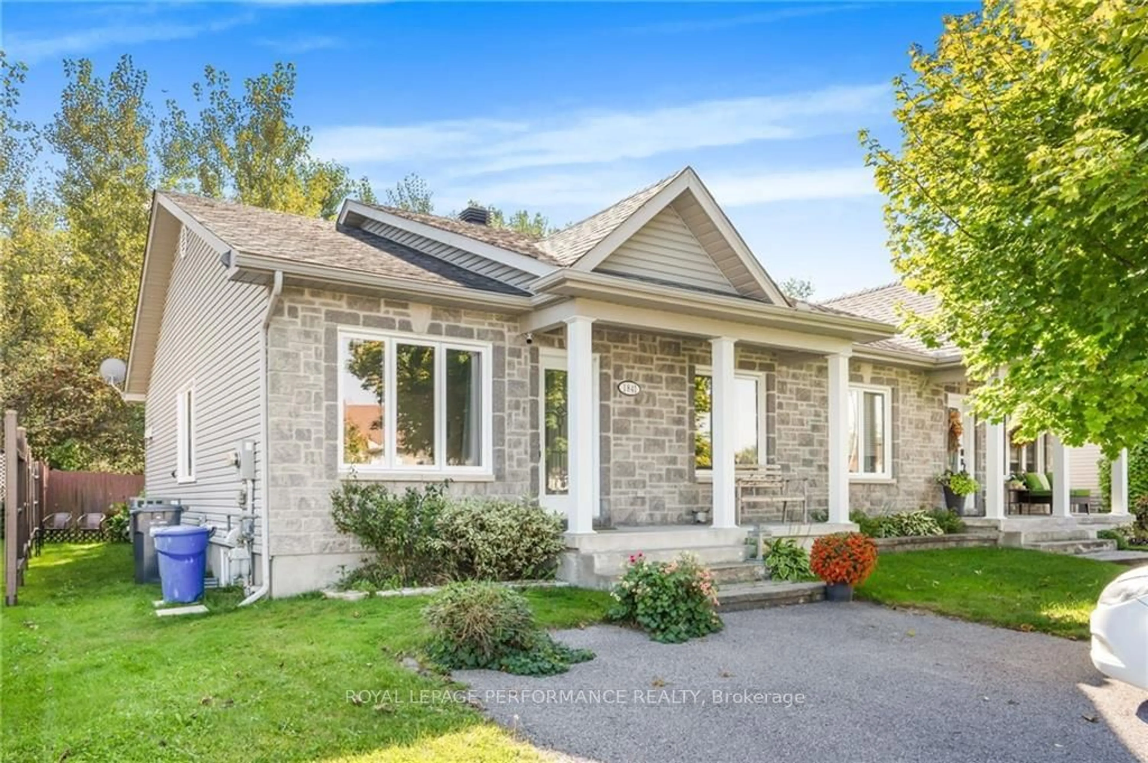 Frontside or backside of a home, cottage for 1841 SUZIE Cres, Hawkesbury Ontario K6A 1A5