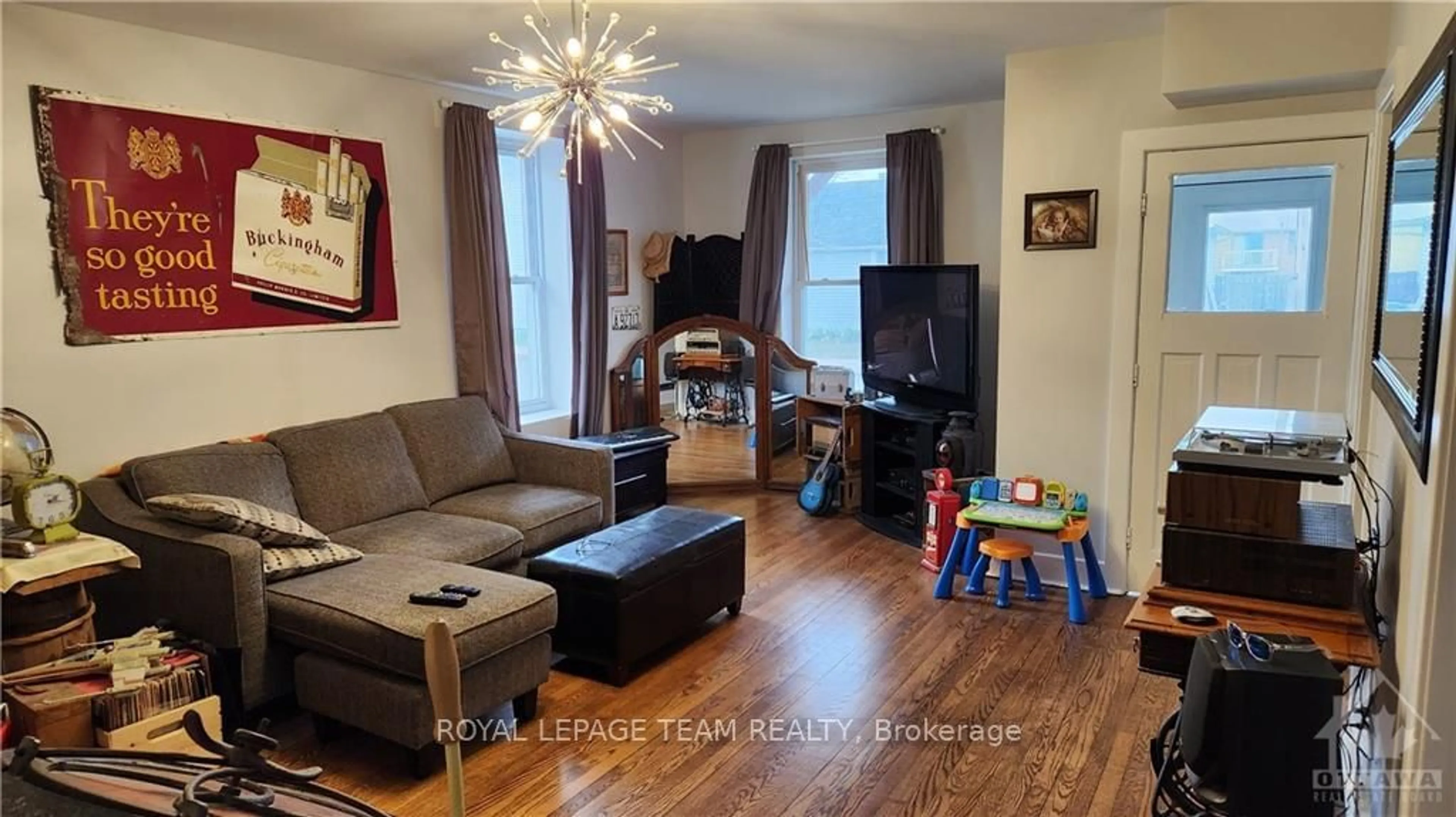 Living room, wood floors for 204 ASA St, North Grenville Ontario K0G 1J0