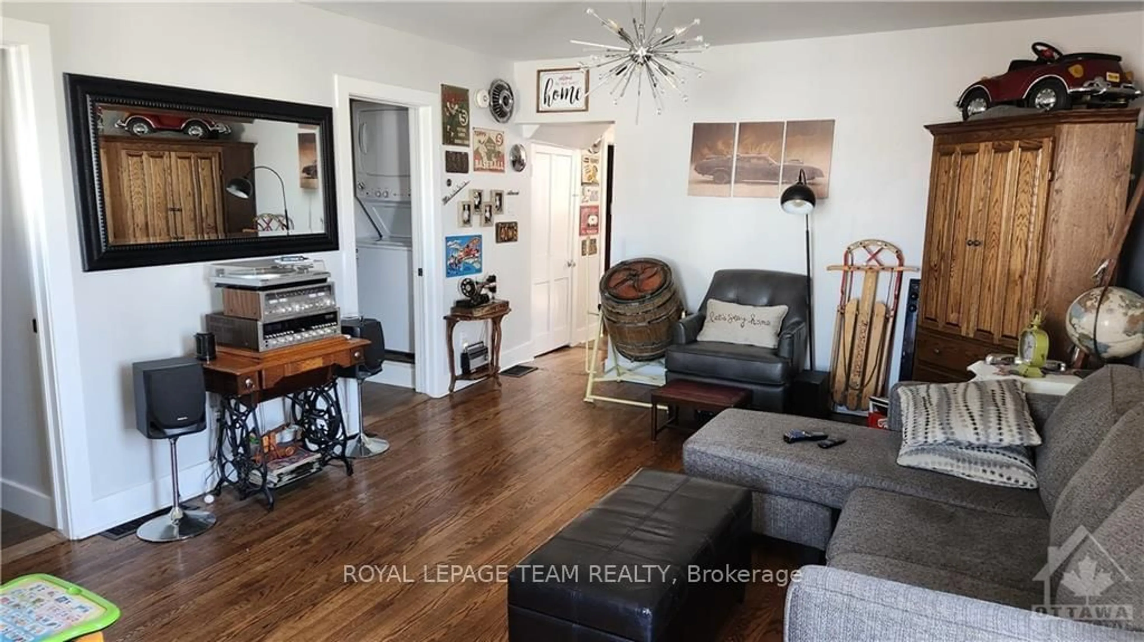 Living room, wood floors for 204 ASA St, North Grenville Ontario K0G 1J0