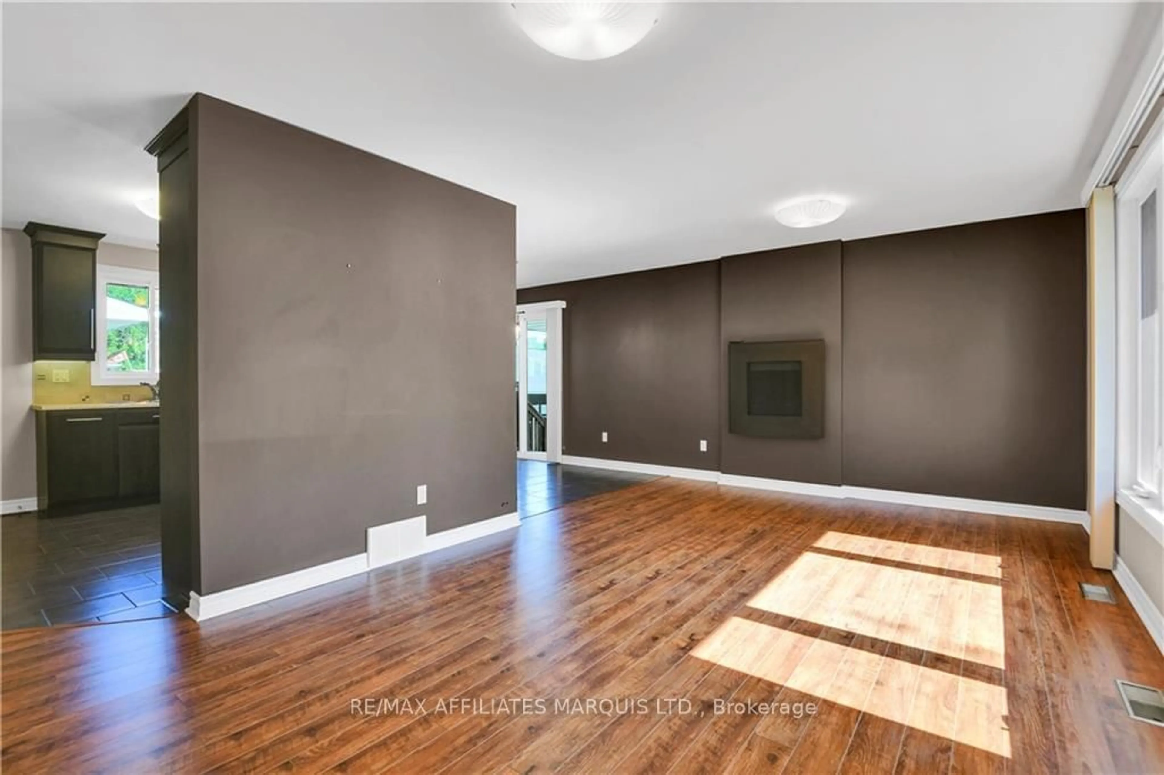 A pic of a room, wood floors for 1442 SECOND St, Cornwall Ontario K6H 5Z8