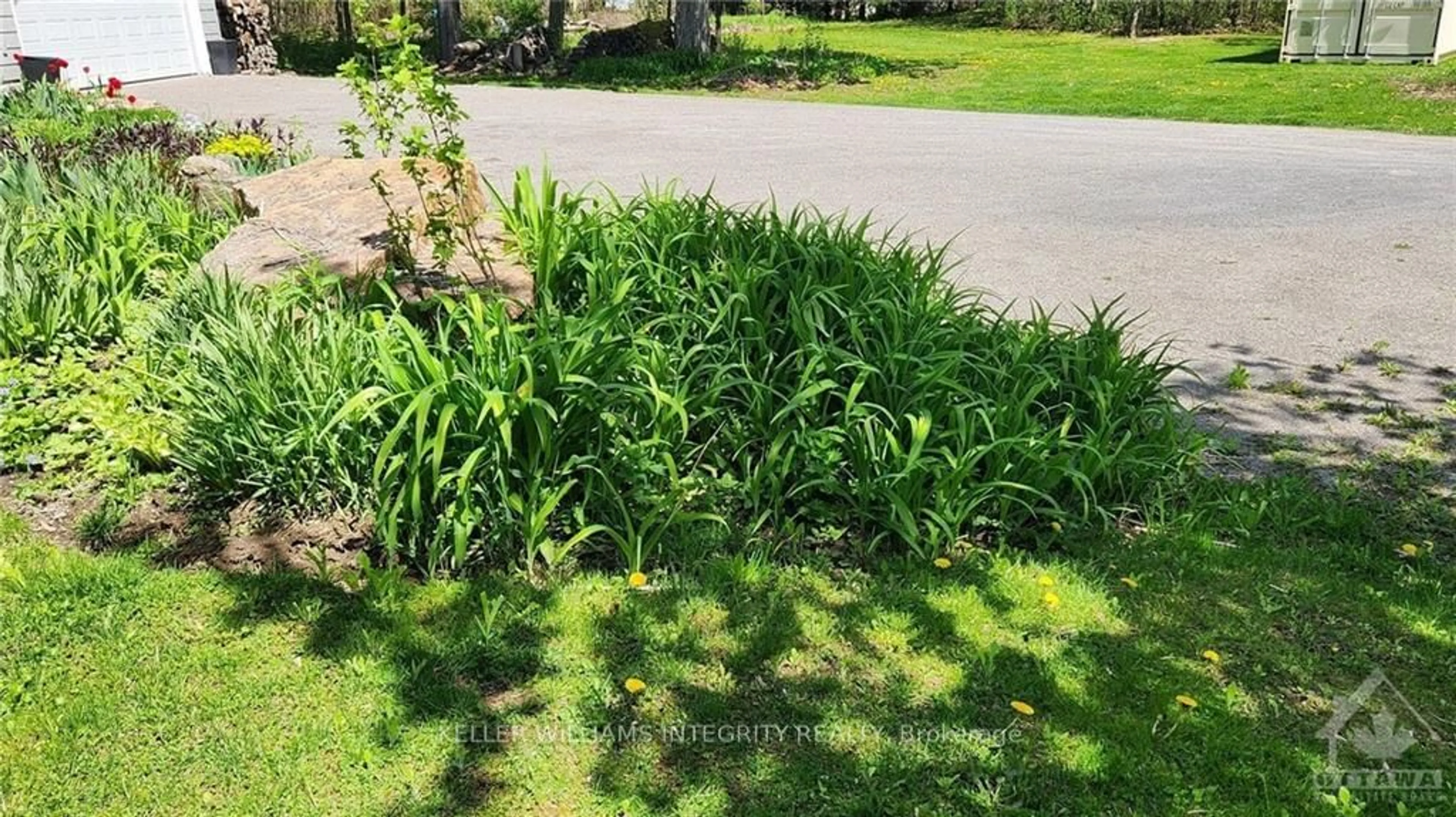 A pic from exterior of the house or condo, the street view for 106 REDPATH Rd, Mississippi Mills Ontario K7C 0C5