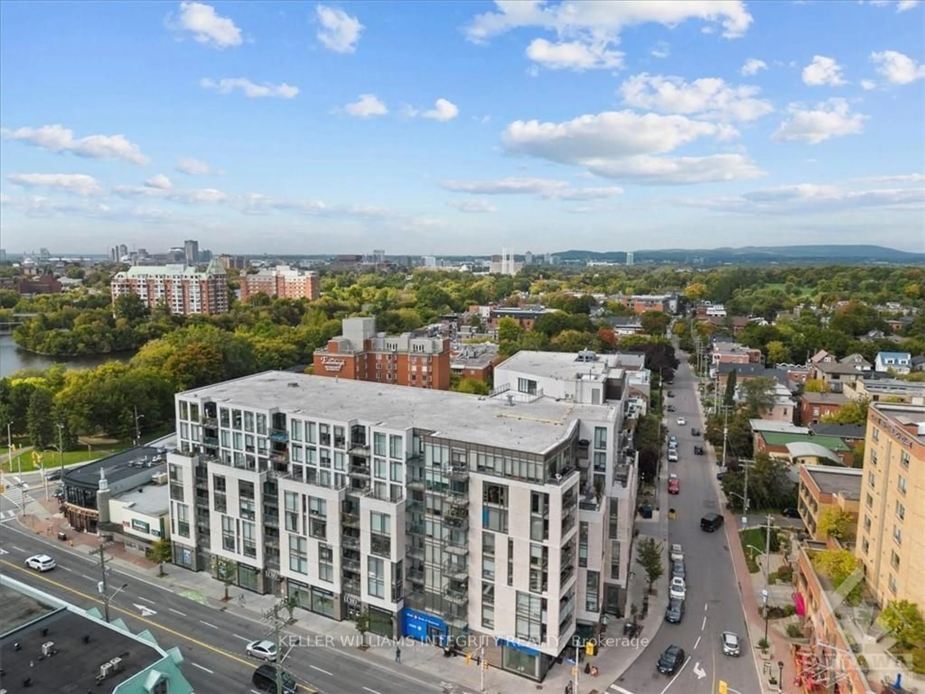 A pic from exterior of the house or condo, the view of city buildings for 411 MACKAY St #304, New Edinburgh - Lindenlea Ontario K1M 2C5