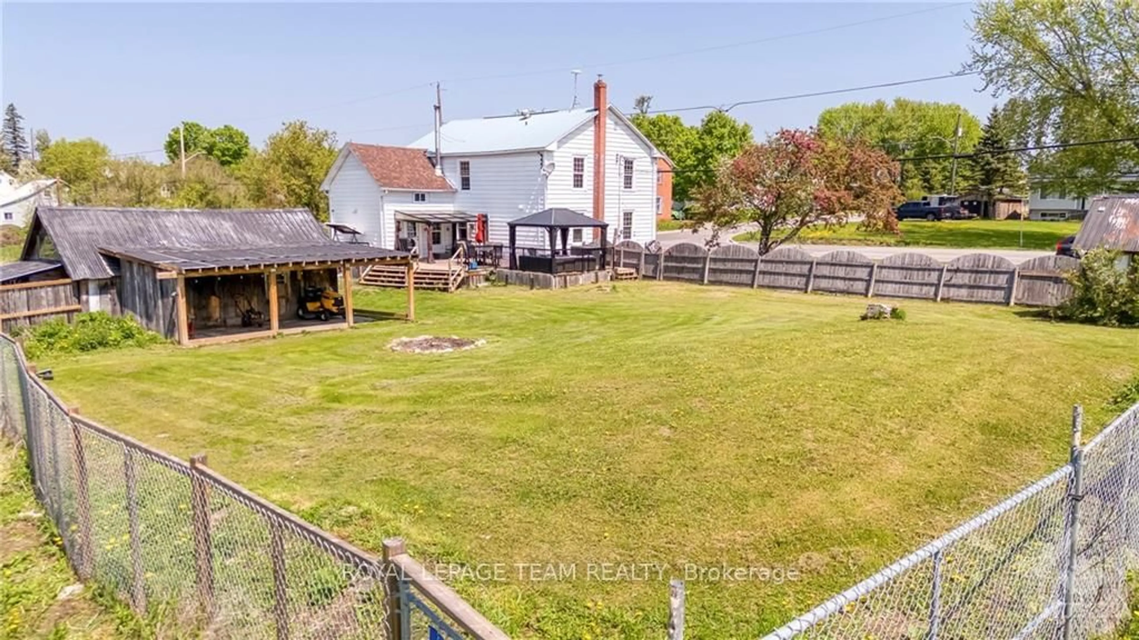 Patio, the fenced backyard for 5475 511, Lanark Highlands Ontario K0A 1P0