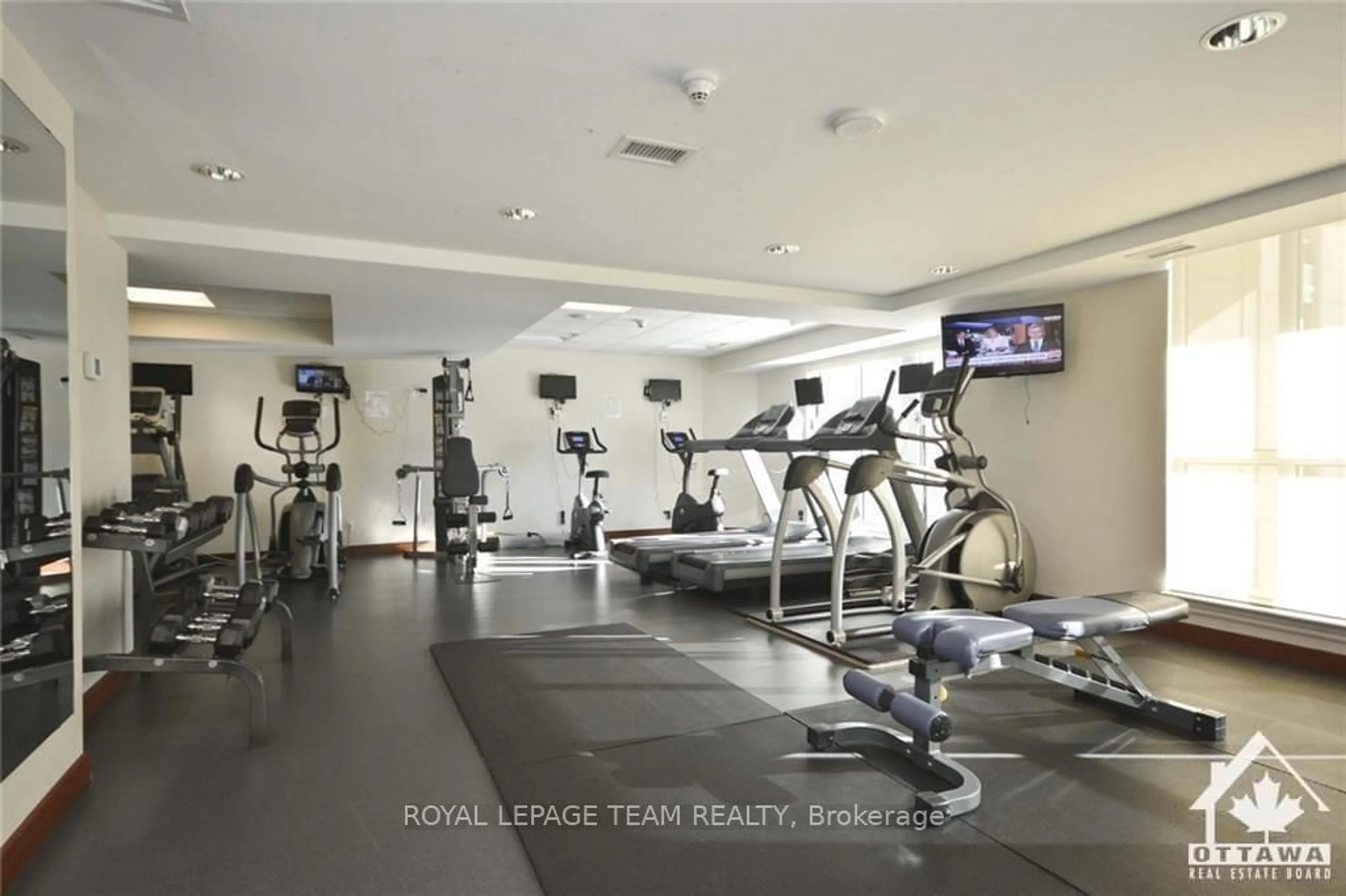 Gym or fitness room, wood floors for 234 RIDEAU St #205, Lower Town - Sandy Hill Ontario K1N 0A9