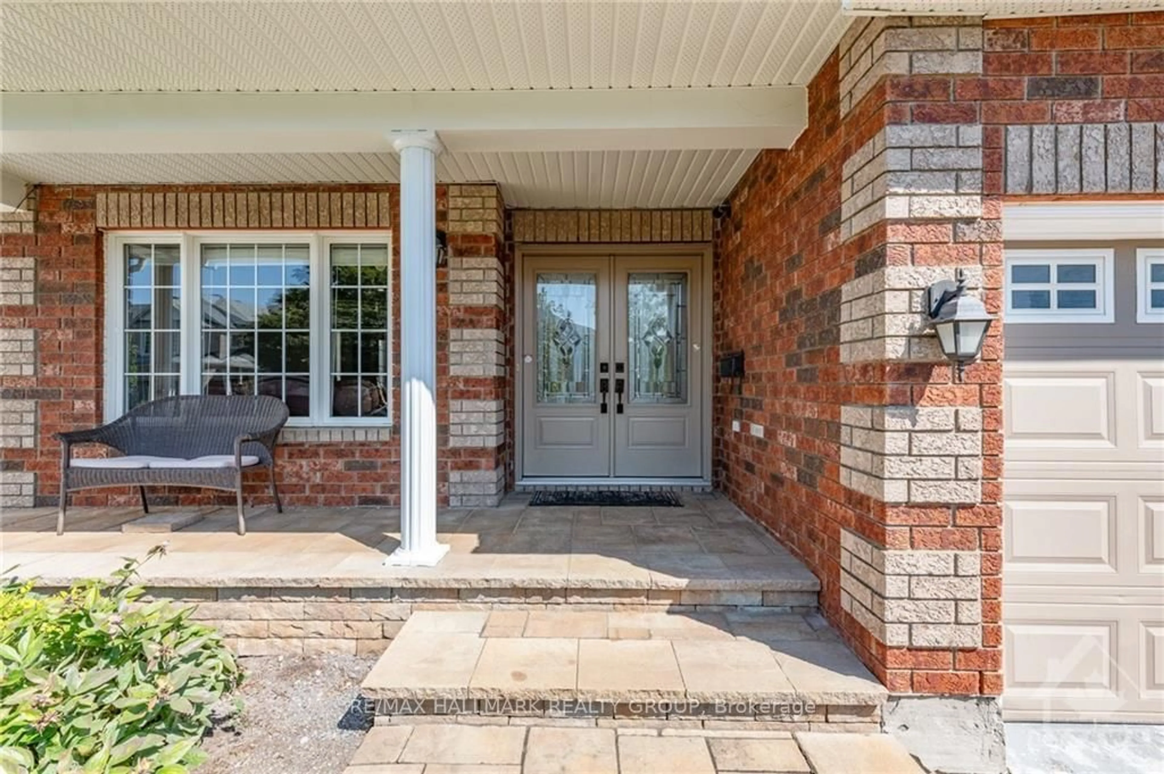 Home with brick exterior material for 247 LUCINDA Cres, Orleans - Convent Glen and Area Ontario K1W 0A3